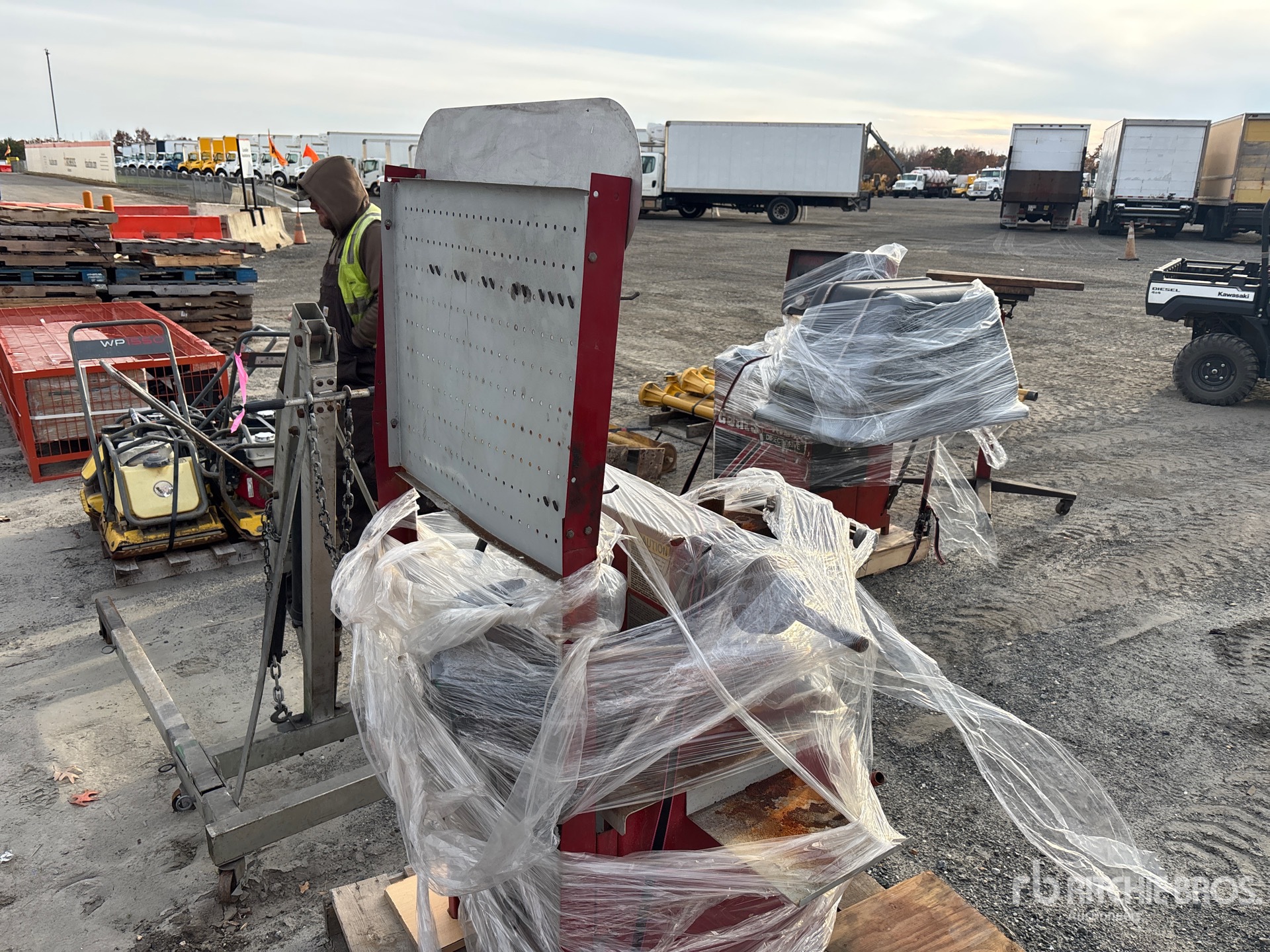 General Appearance with Foto, angolo anteriore sinistro