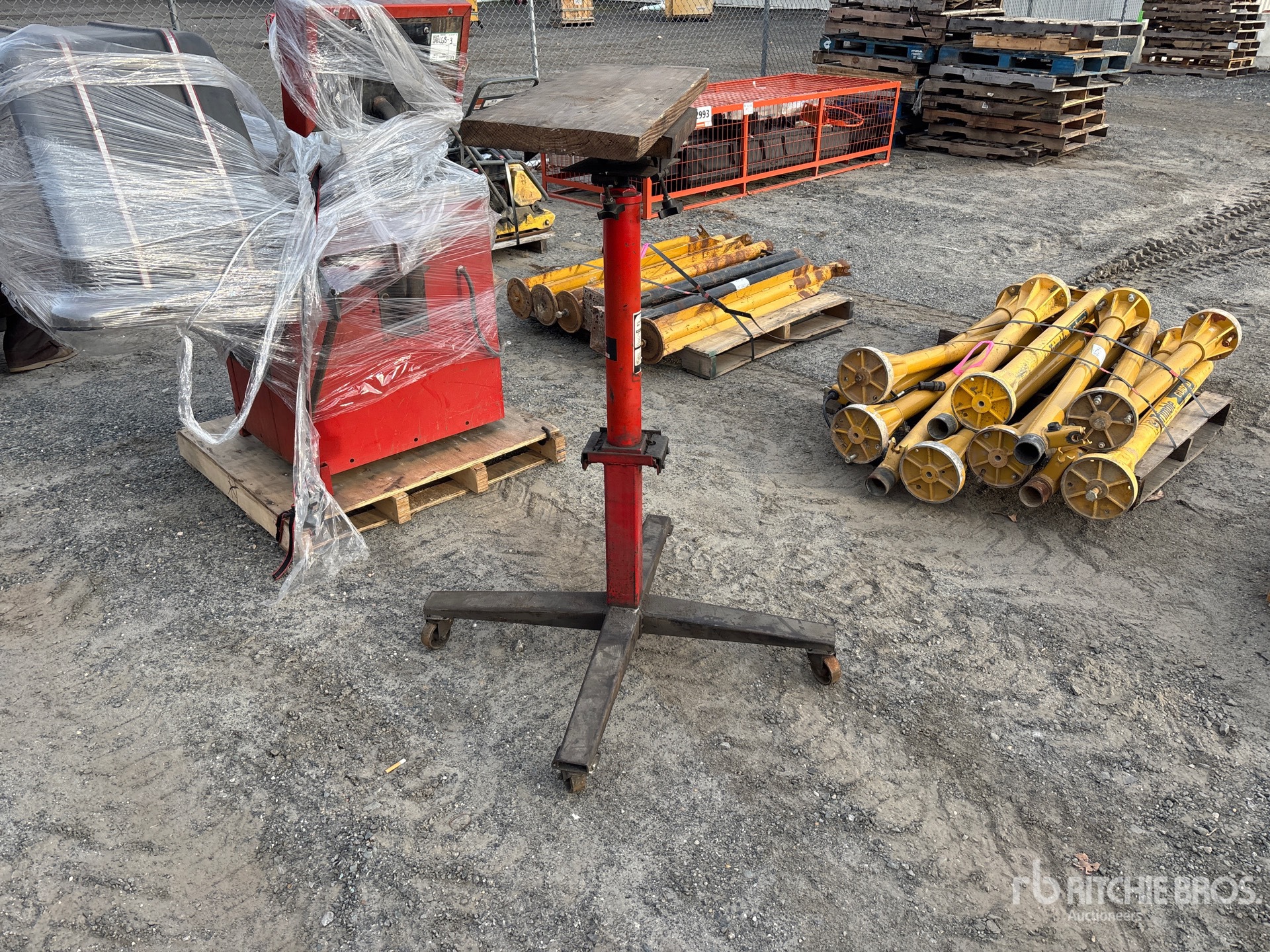 General Appearance with Foto, angolo anteriore sinistro