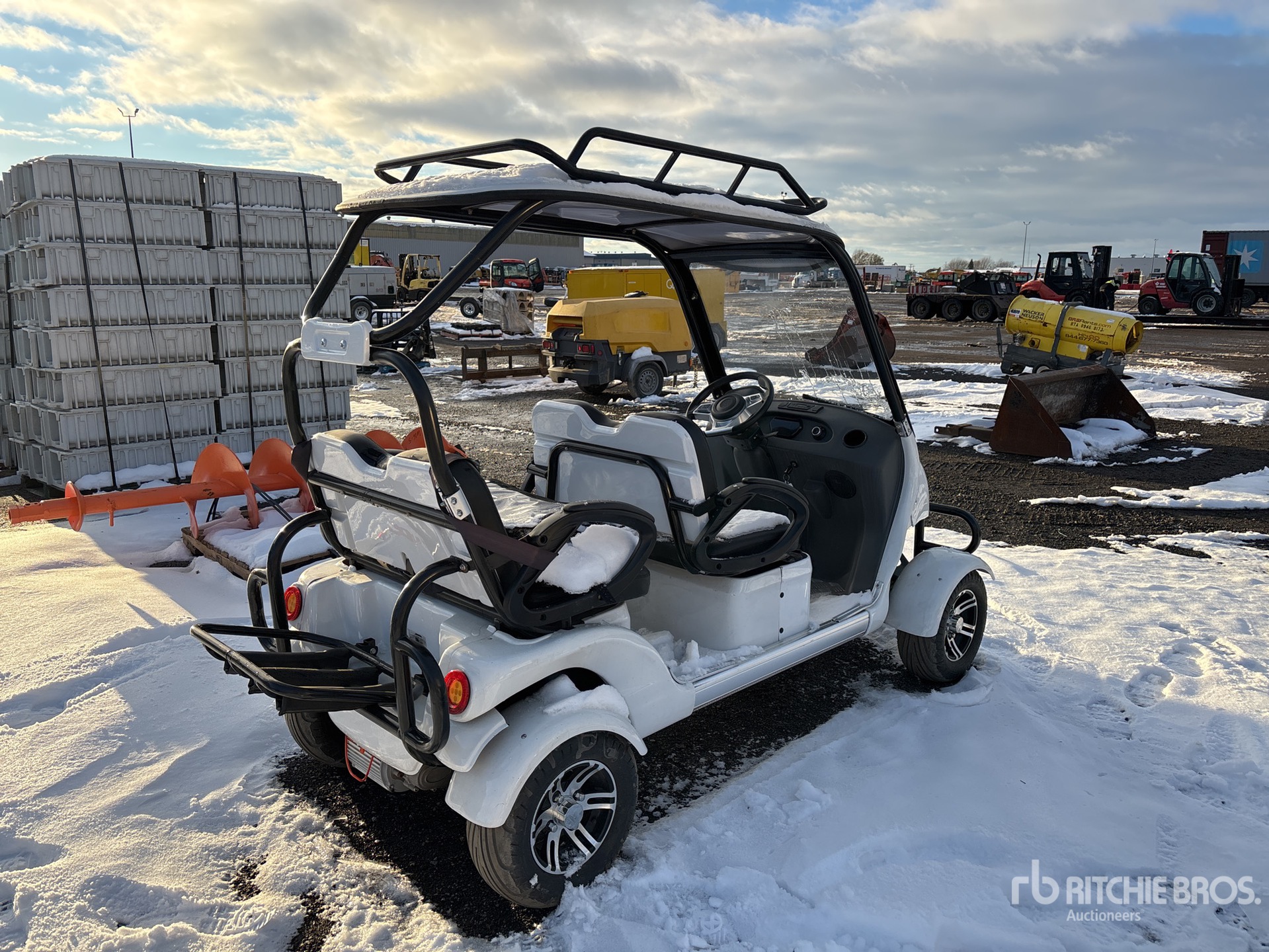 Aspect général with Image, coin arrière droit