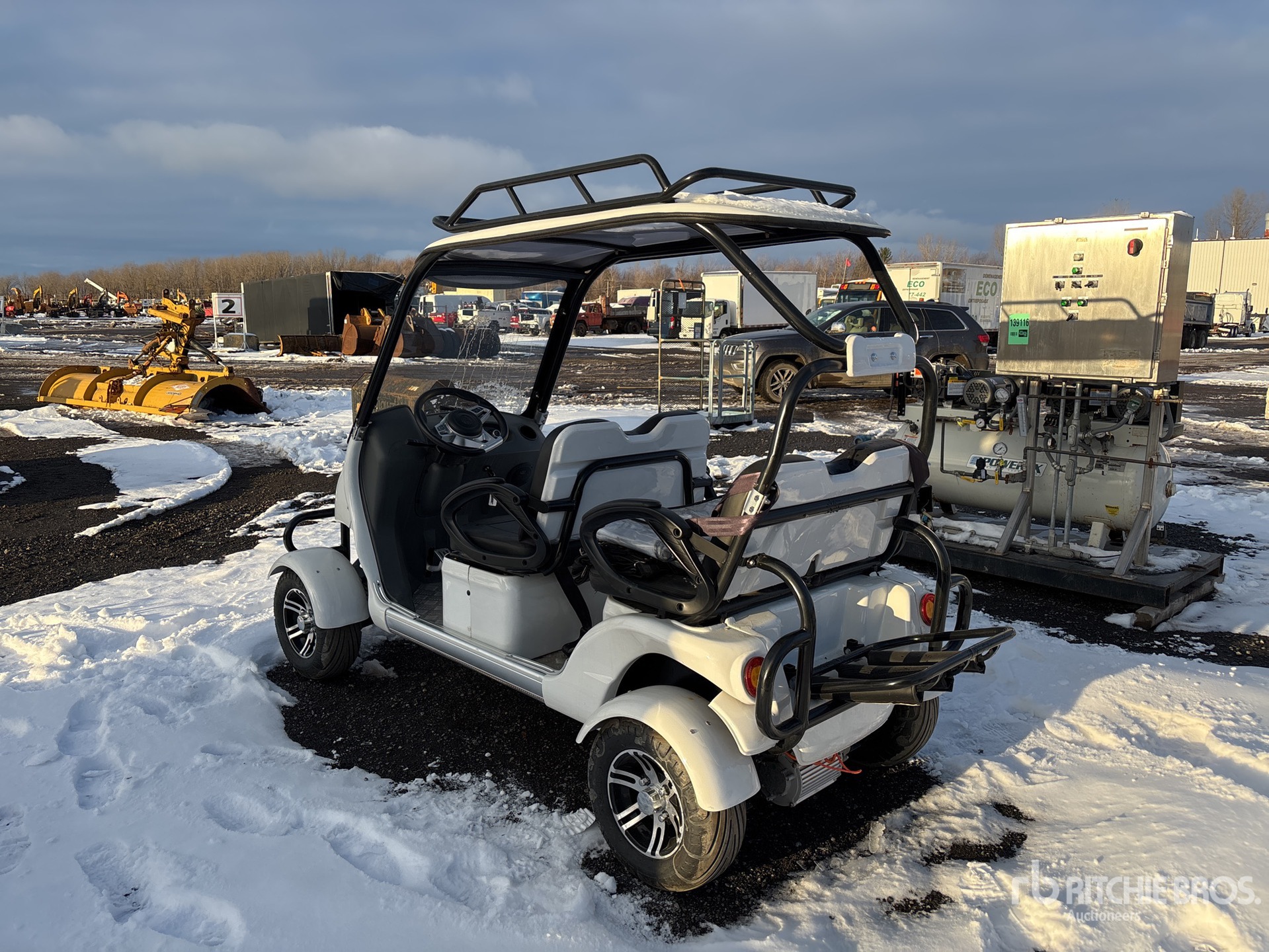 Aspect général with Image, coin arrière gauche