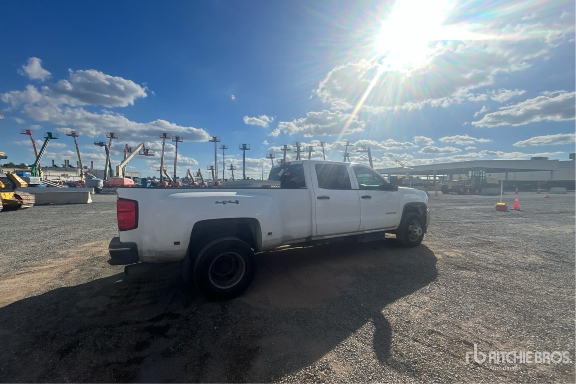 General Appearance with Imagen: esquina trasera derecha