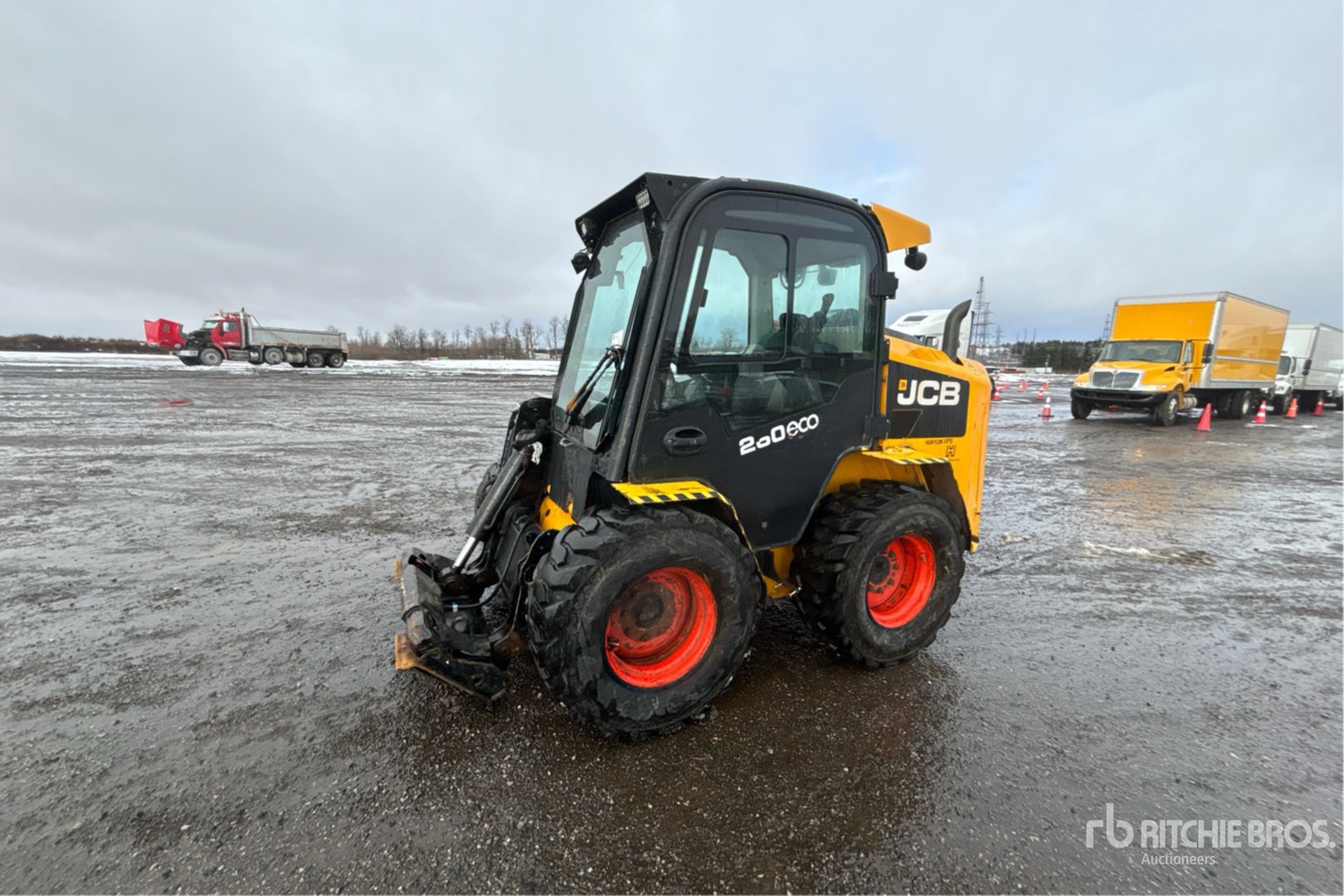 General Appearance with Image, coin avant gauche