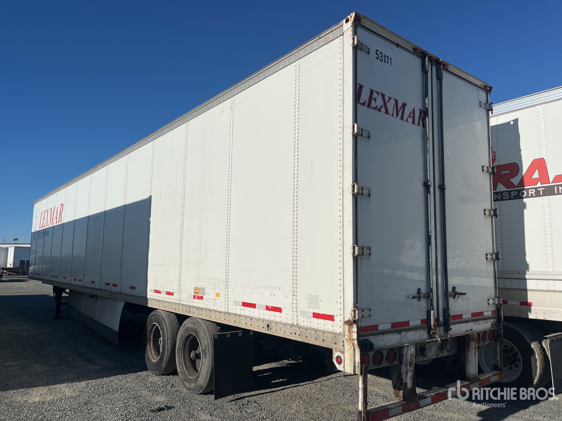 General Appearance with Foto, angolo posteriore sinistro