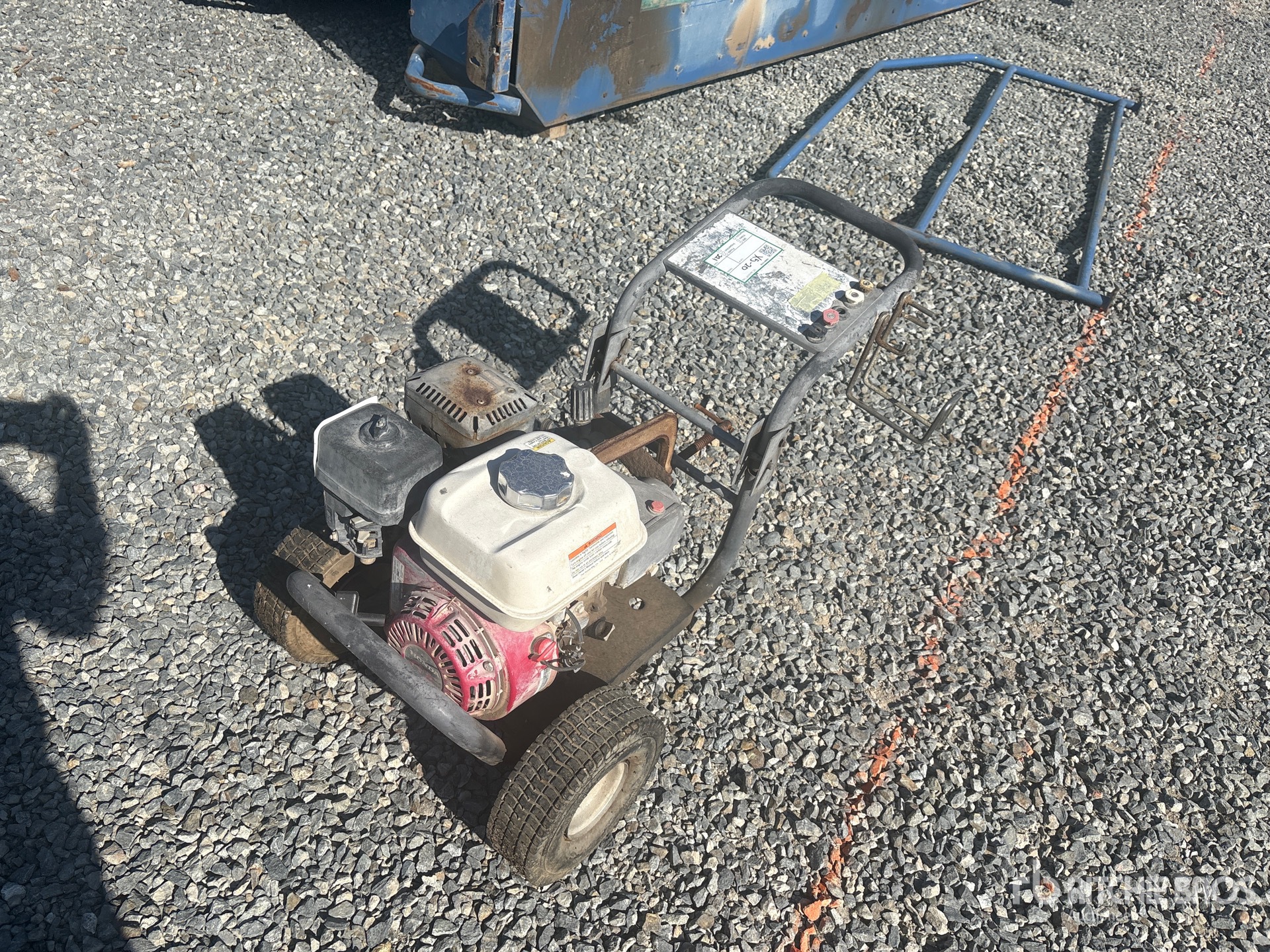 Aspect général with Image, coin avant gauche