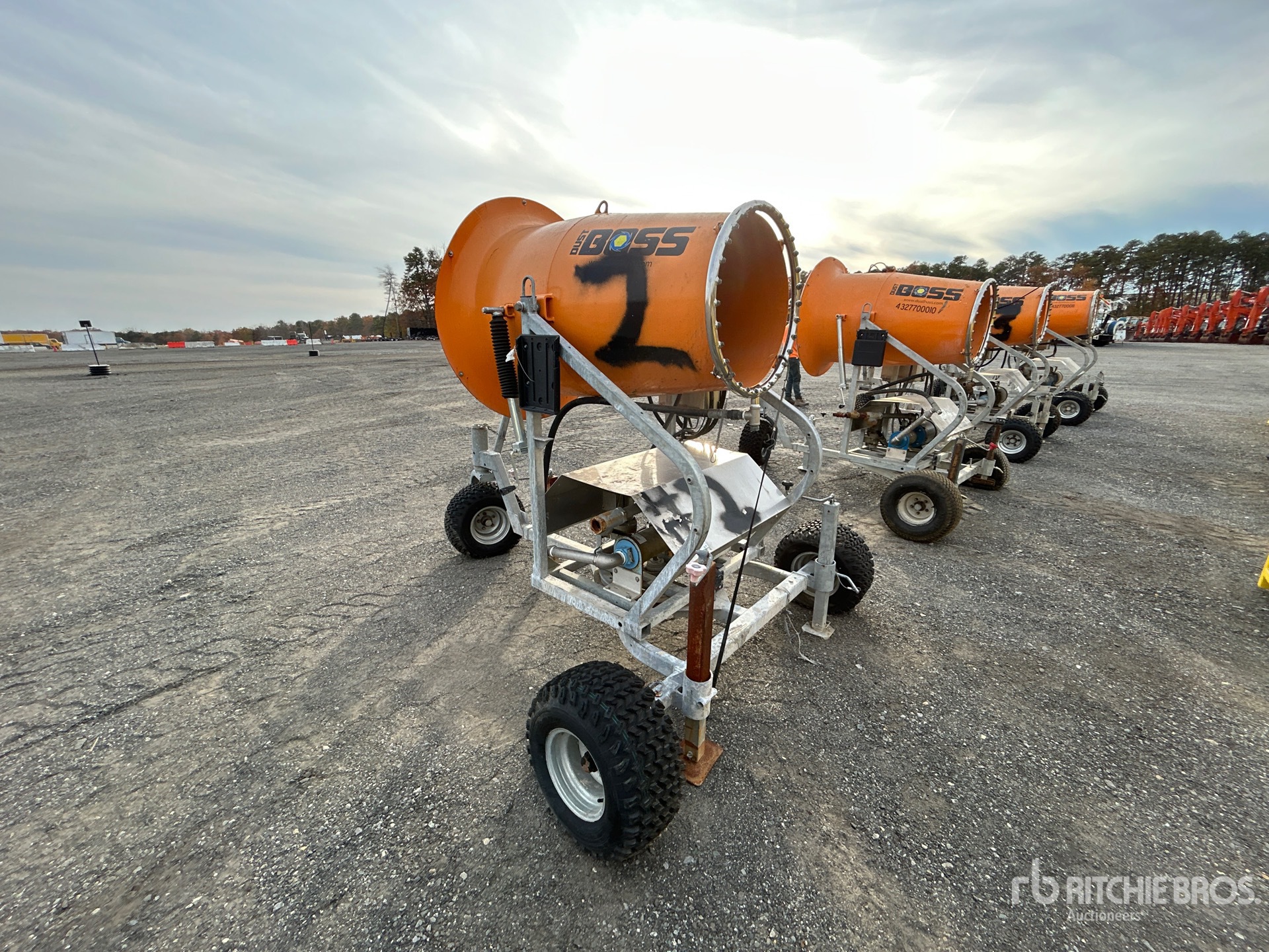 General Appearance with Foto, angolo posteriore sinistro