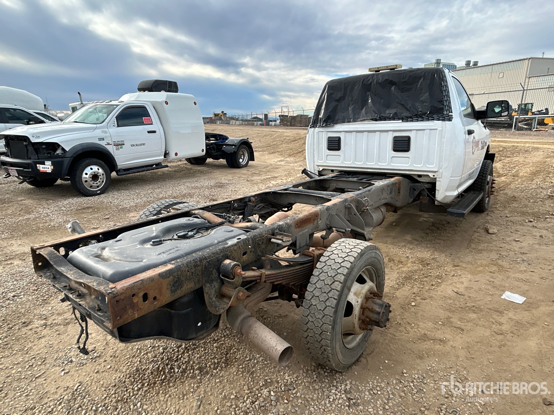 General Appearance with Picture, Right Rear Corner