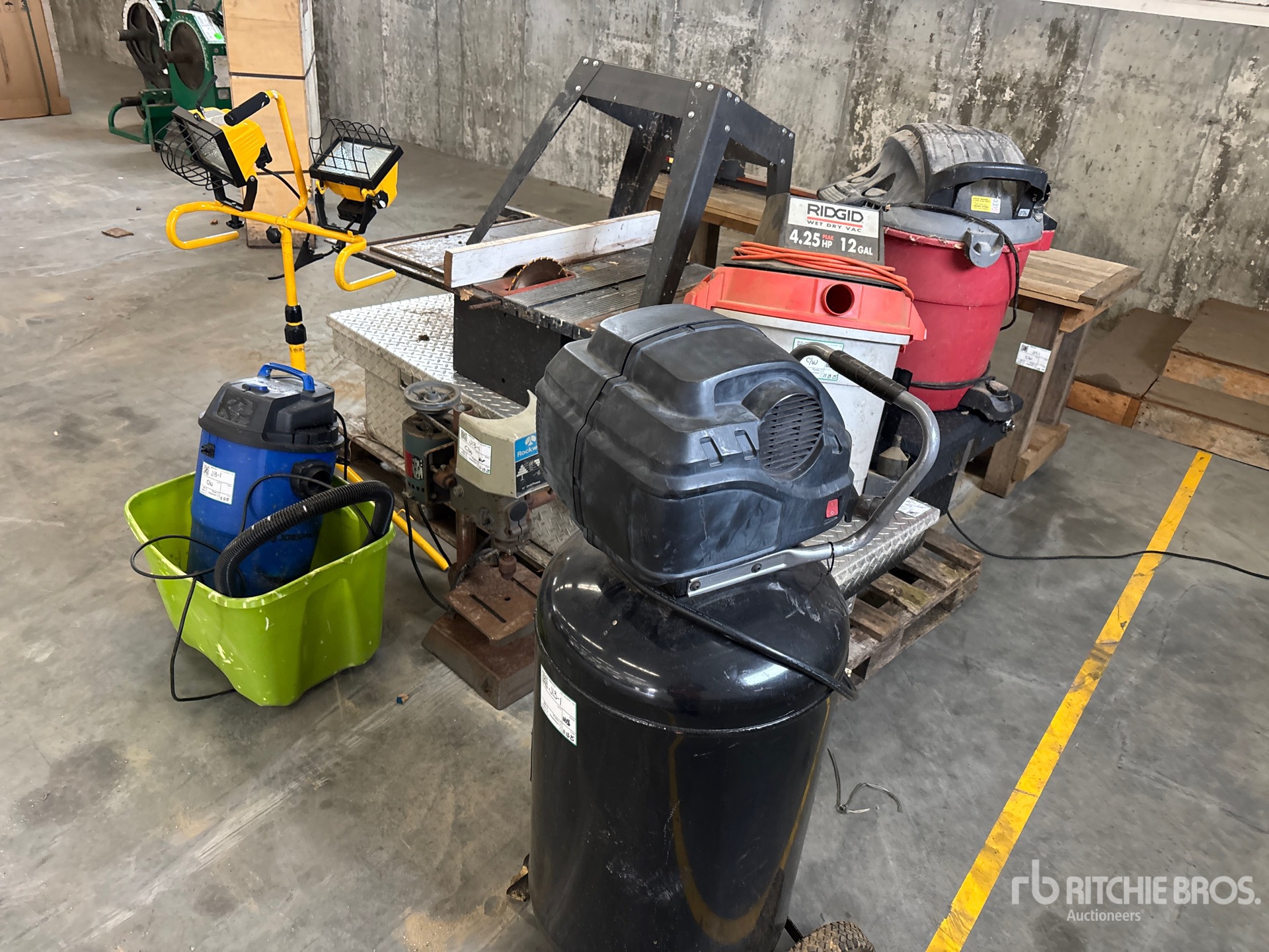 General Appearance with Picture, Left Front Corner