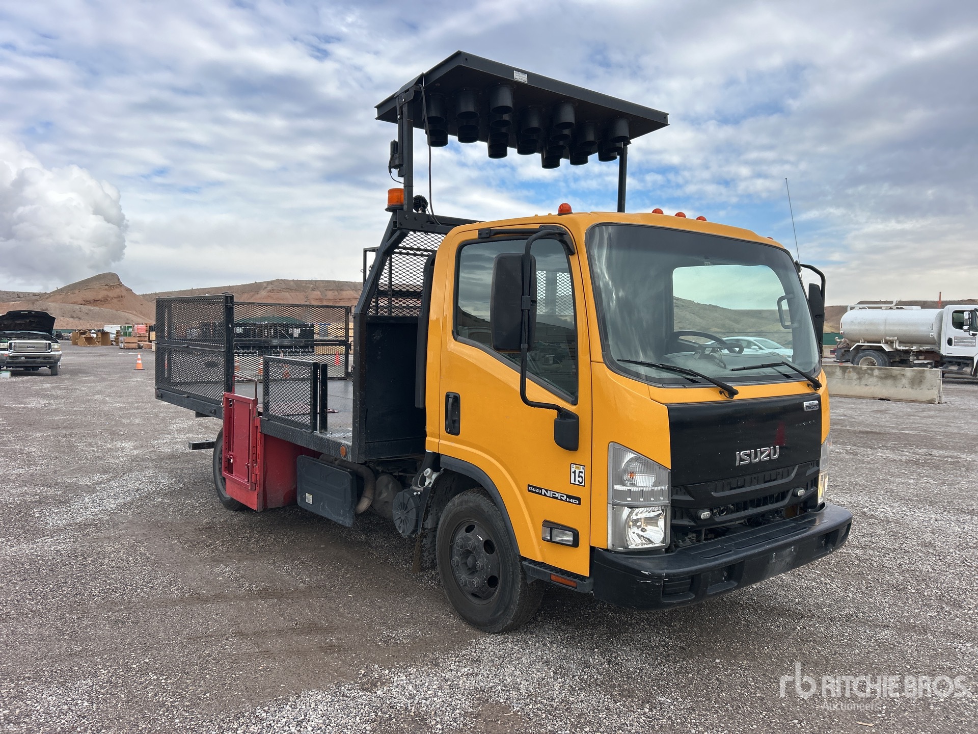 General Appearance with Picture, Right Front Corner