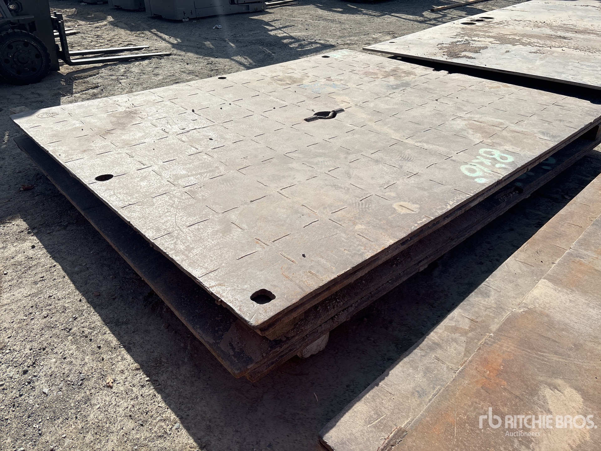 General Appearance with Bild, Ecke vorne rechts