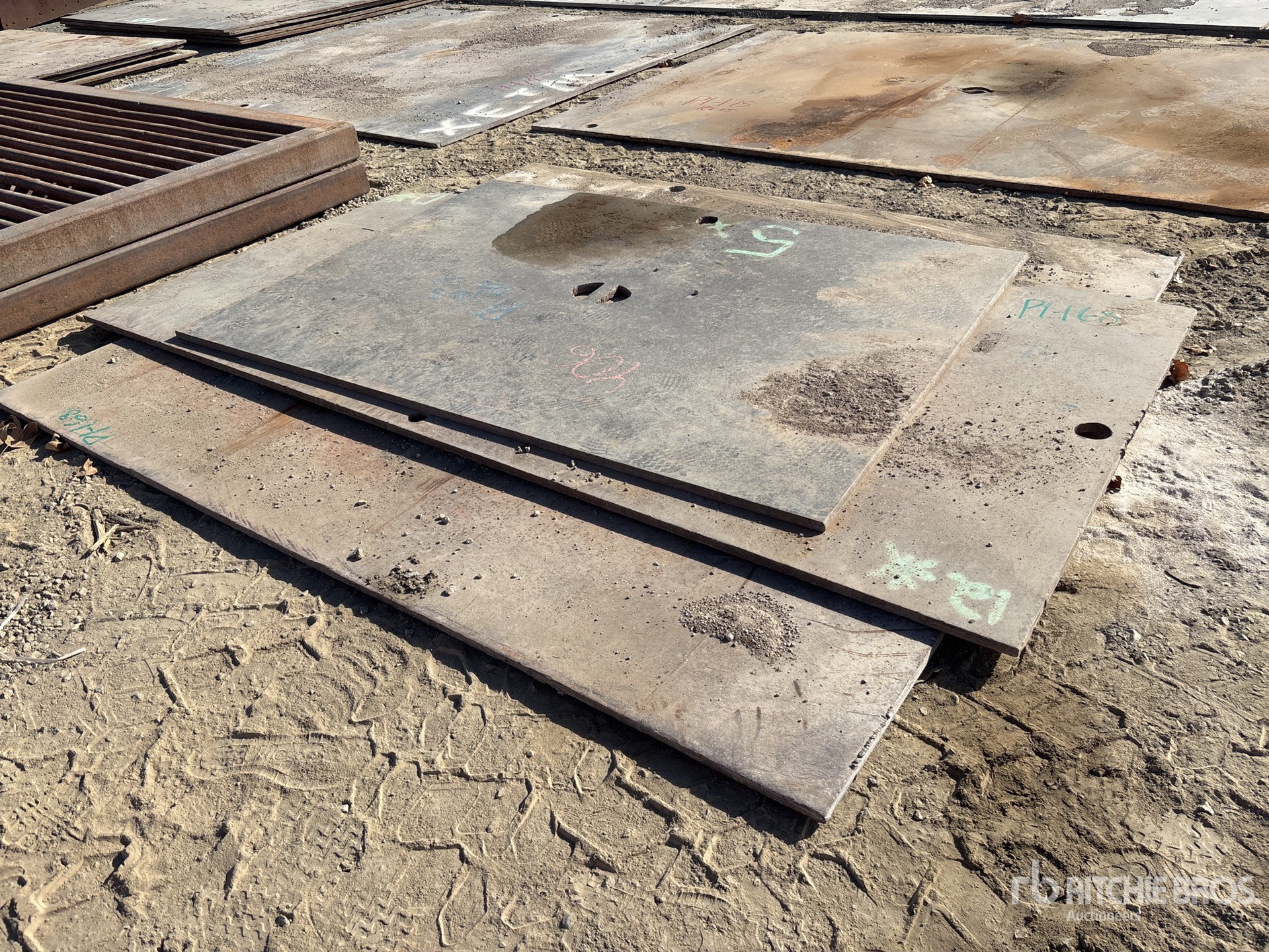 General Appearance with Bild, Ecke vorne links