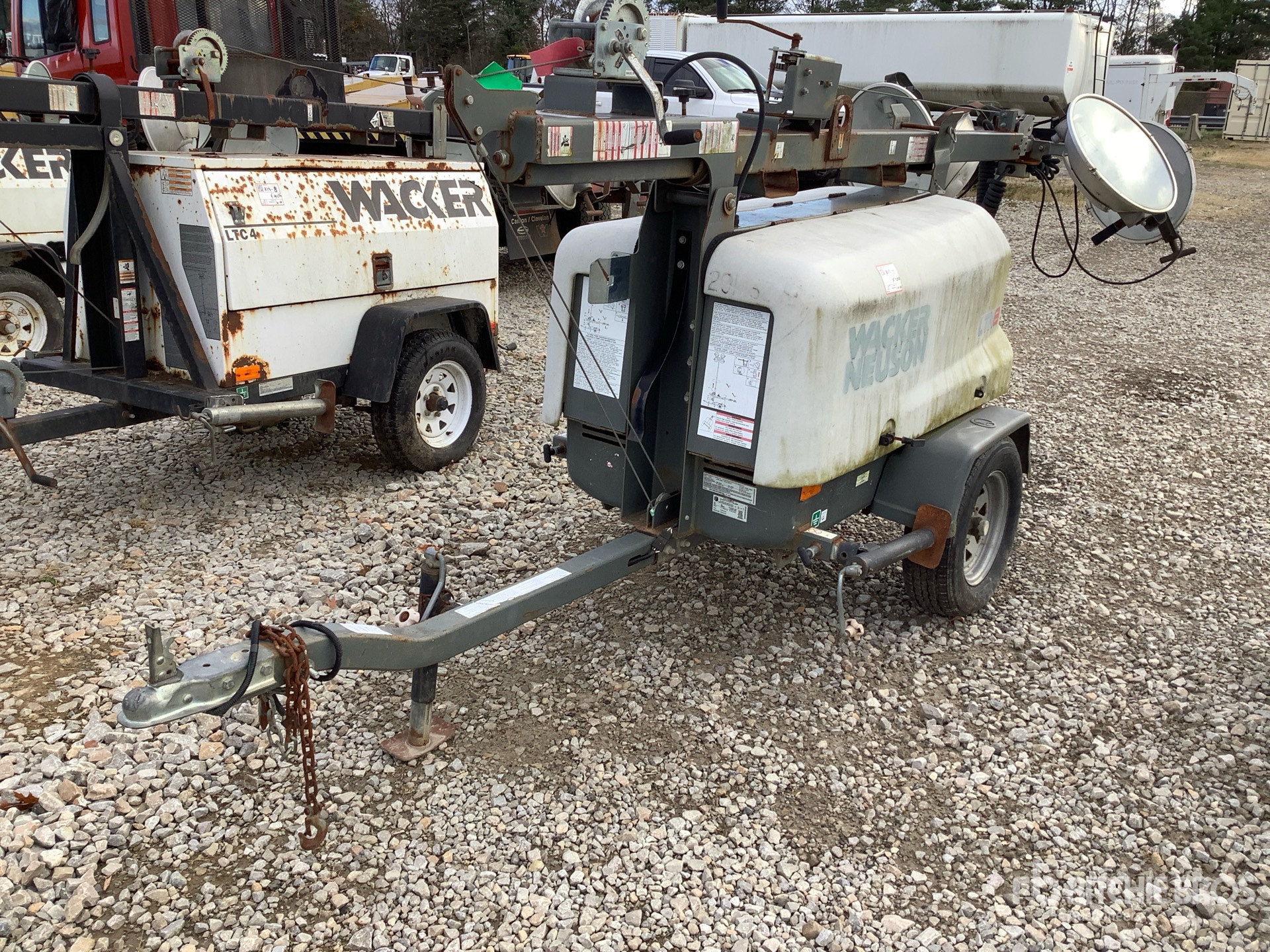 General Appearance with Picture, Left Front Corner