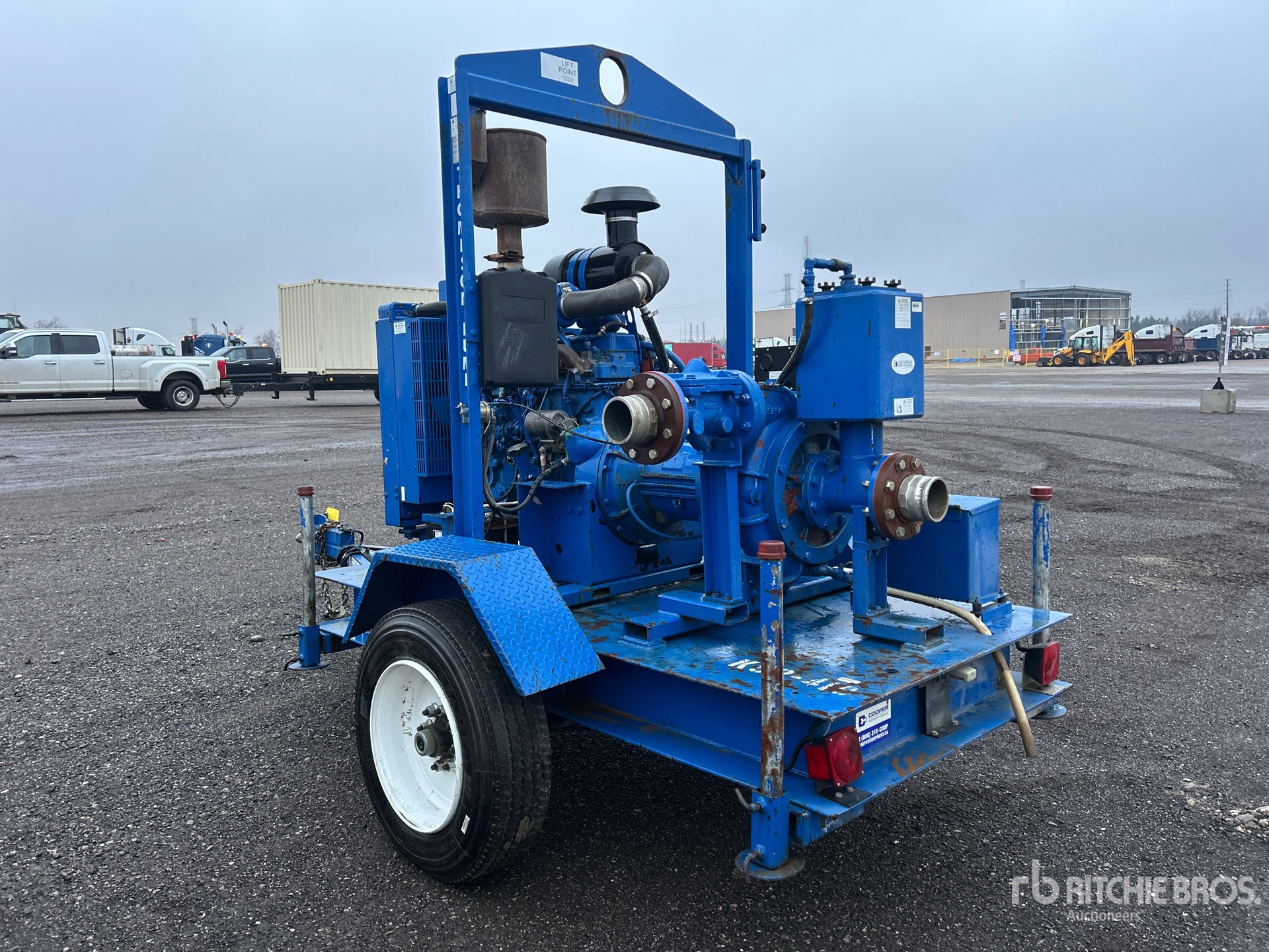 Aspect général with Image, coin arrière gauche