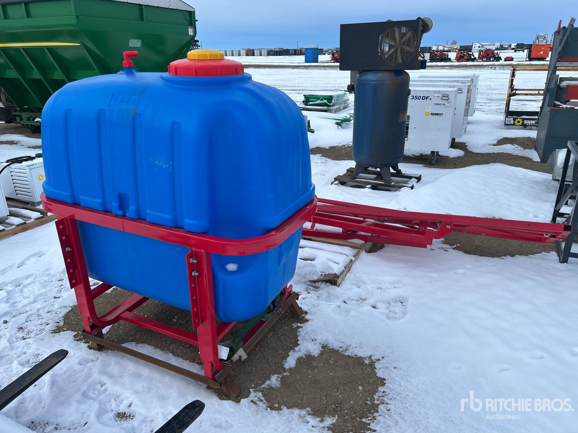 General Appearance with Image, coin avant gauche