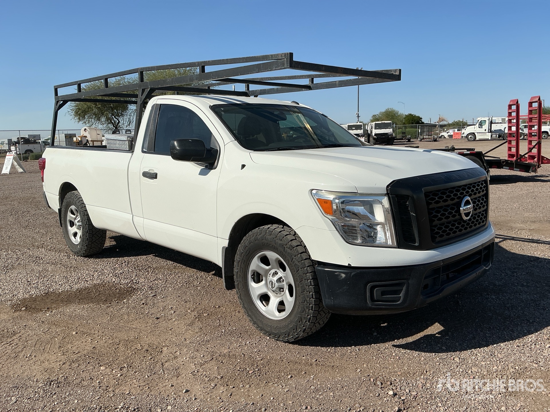 General Appearance with Imagen: esquina delantera derecha