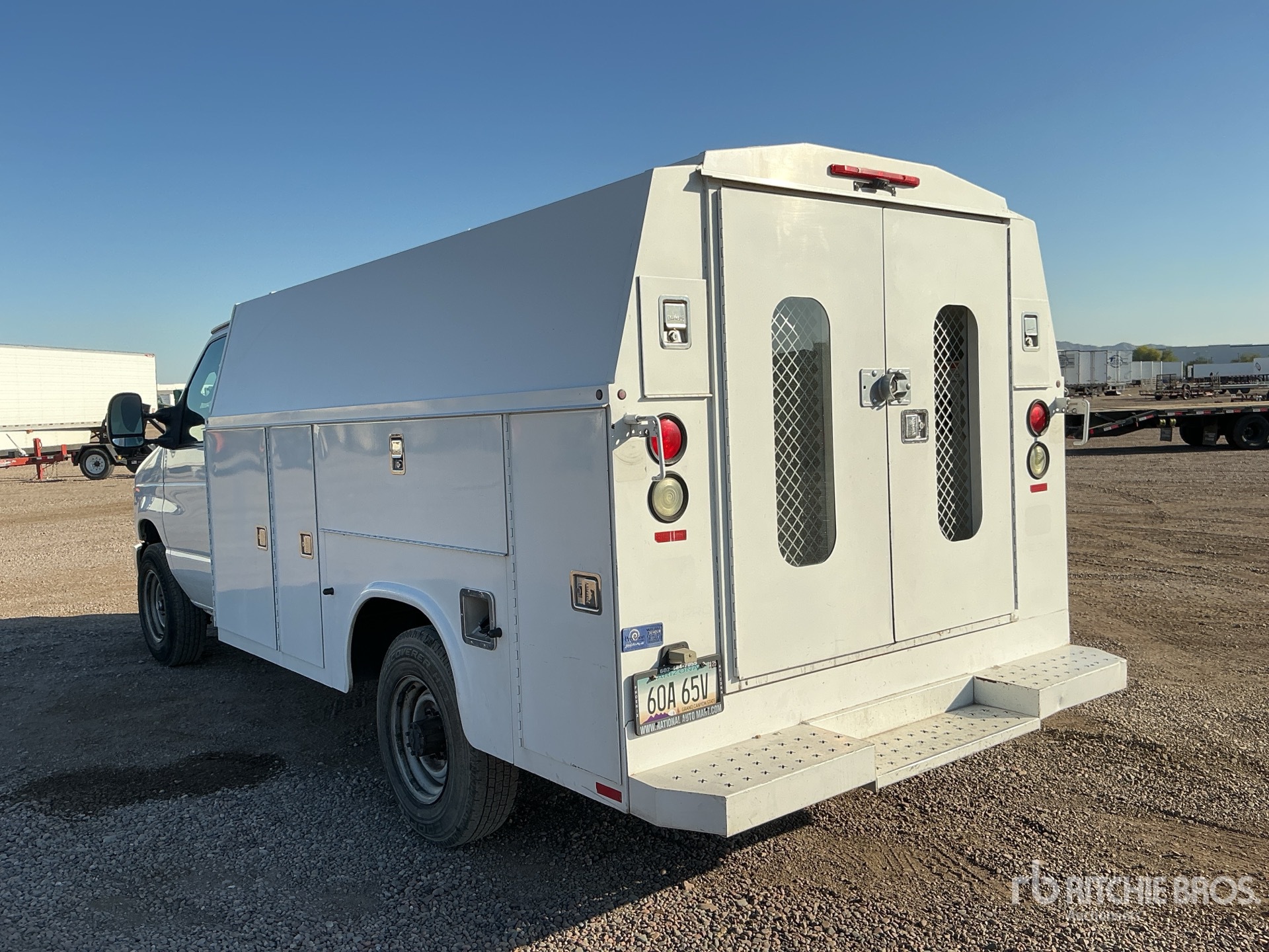 Aspect général with Image, coin arrière gauche