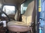 Cab with Seats/armrests