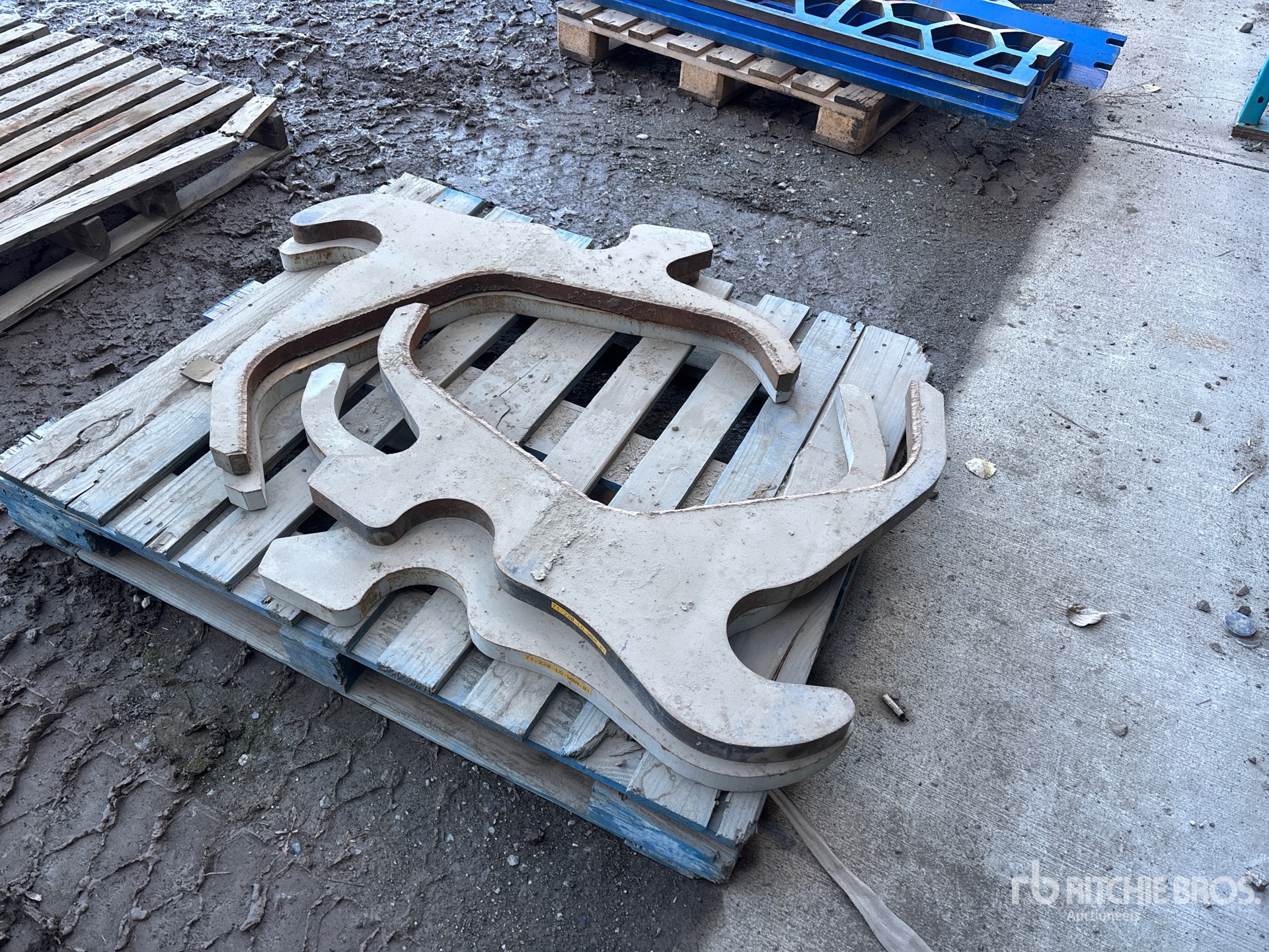 General Appearance with Foto, angolo posteriore sinistro