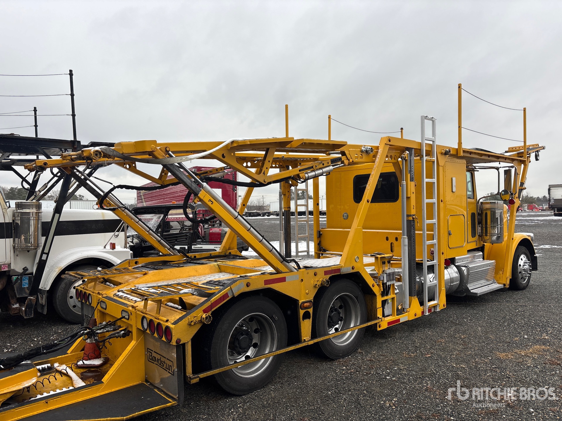 General Appearance with Imagen: esquina trasera derecha