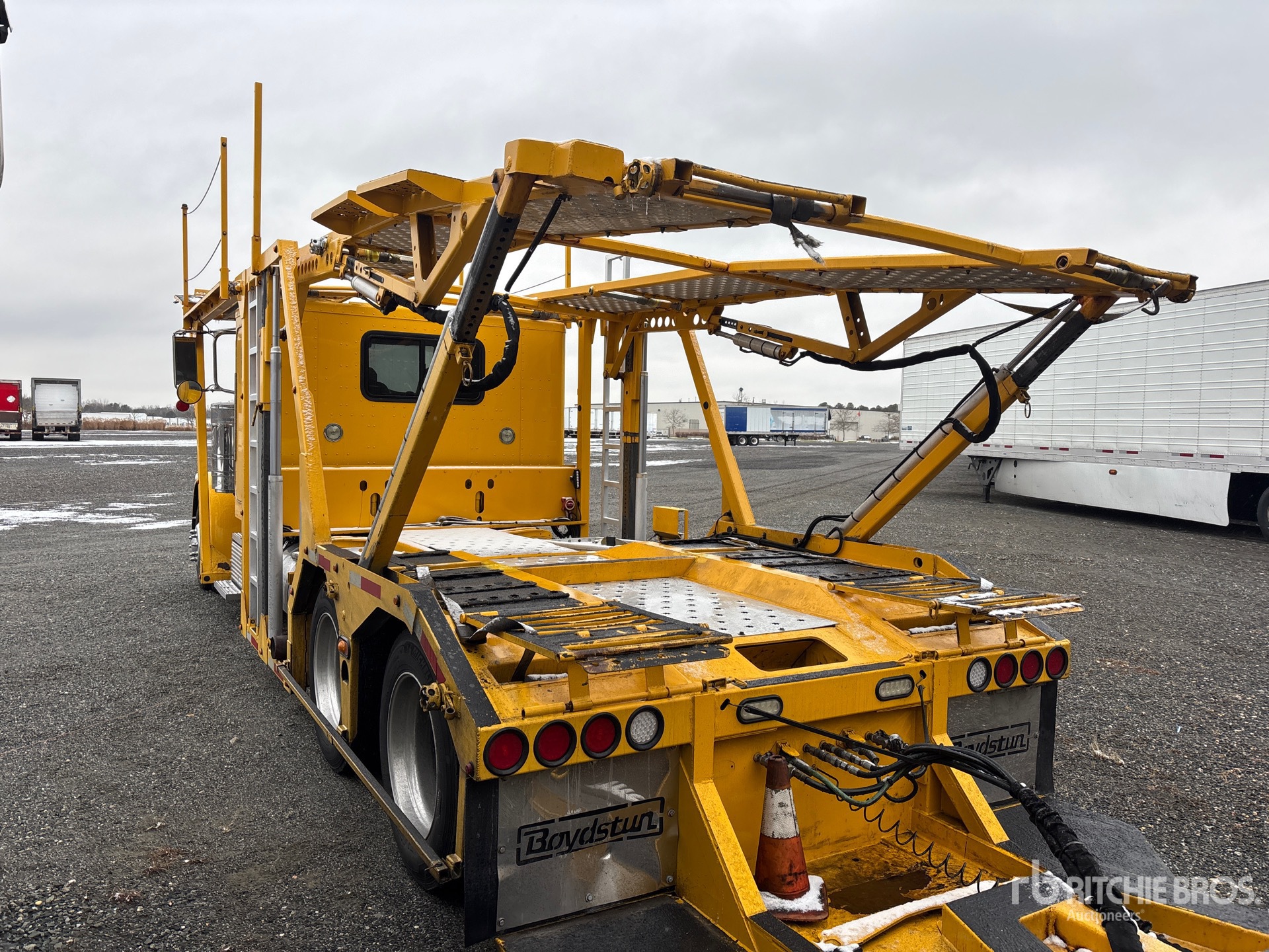 General Appearance with Imagen: esquina trasera izquierda