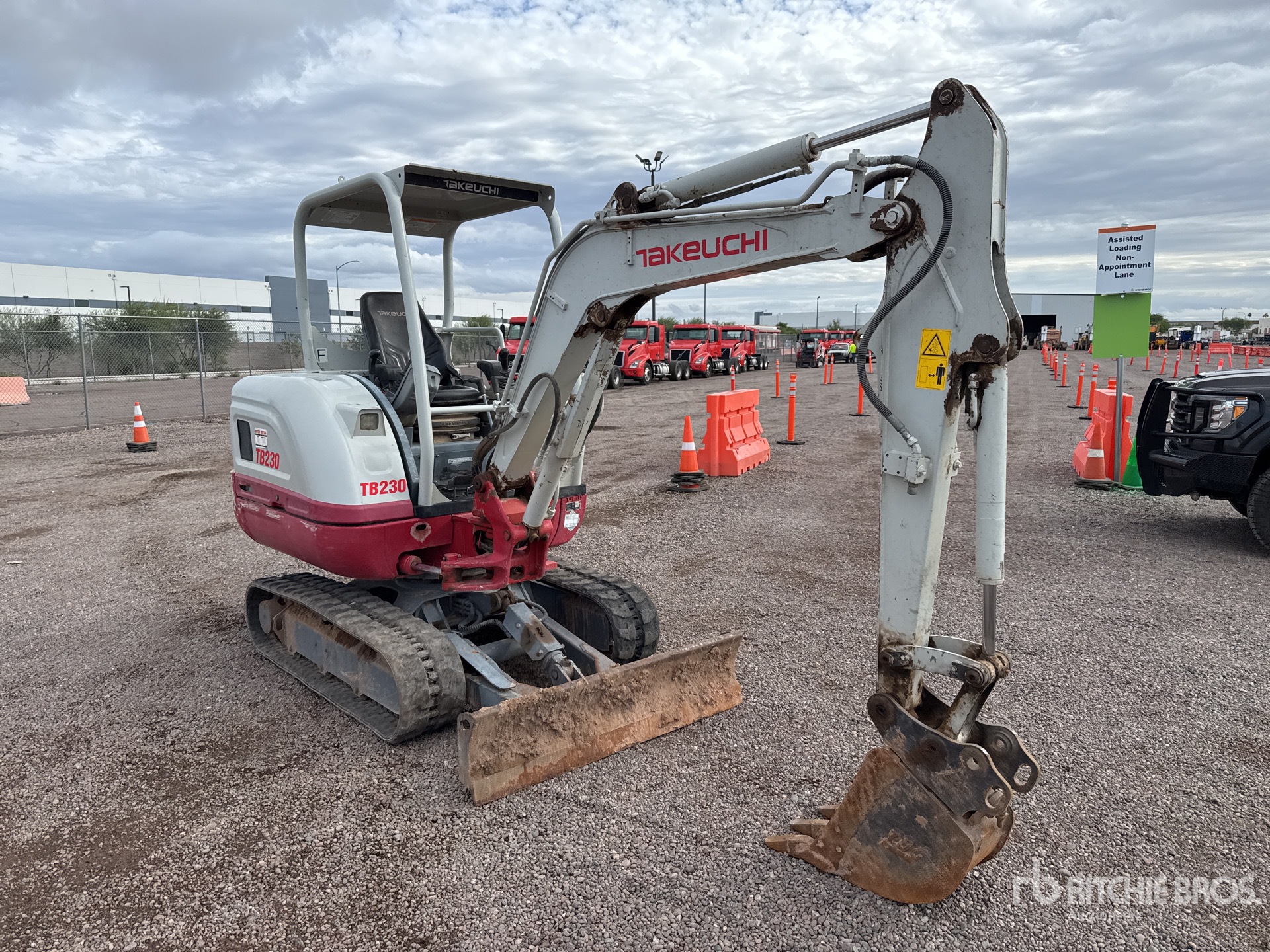 General Appearance with Picture, Right Front Corner