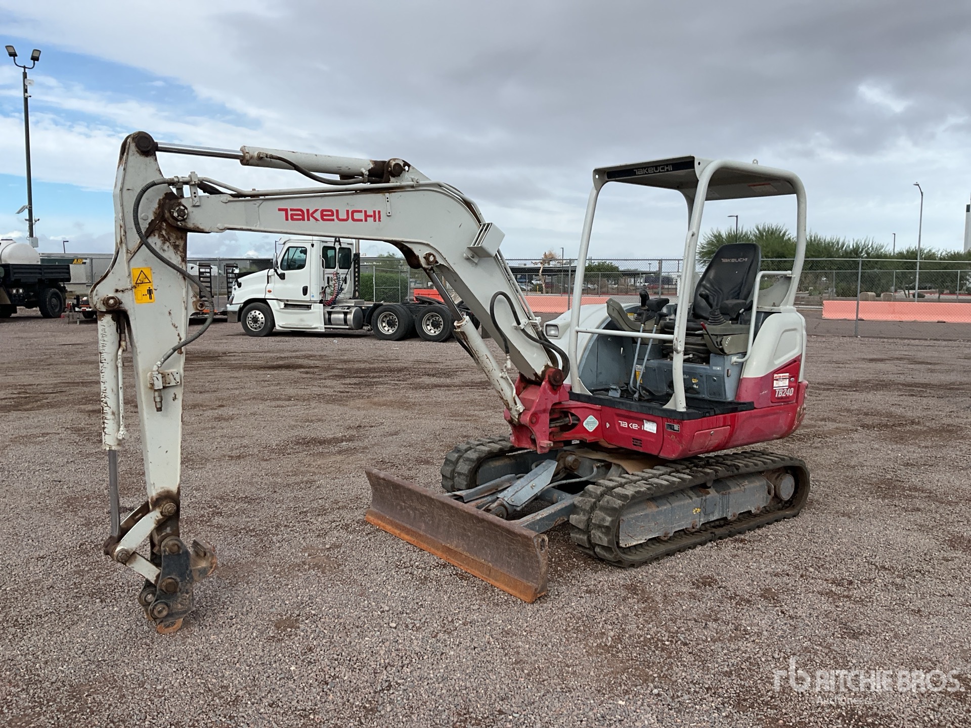 General Appearance with Picture, Left Front Corner