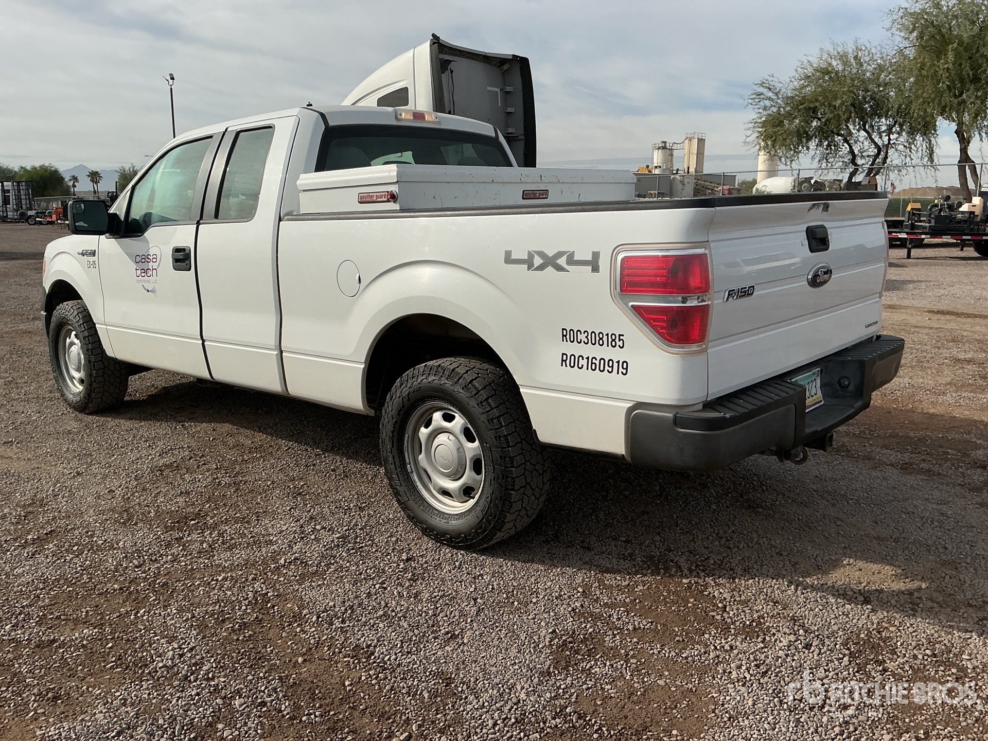 General Appearance with Picture, Left Rear Corner