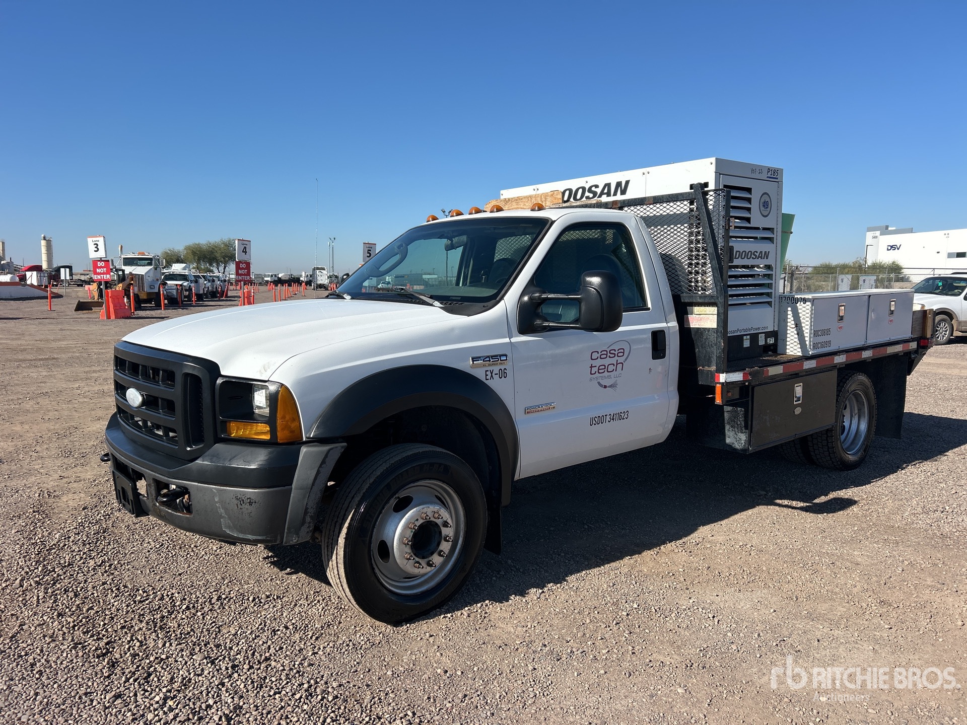 Aspect général with Image, coin avant gauche