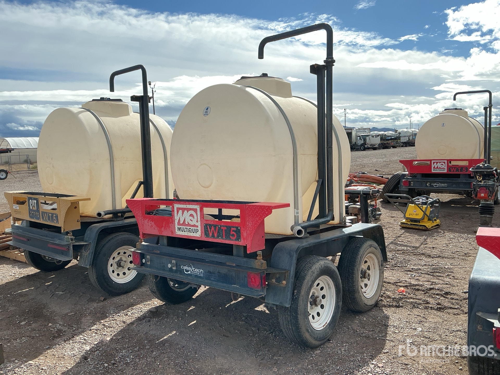 Aspect général with Image, coin arrière droit