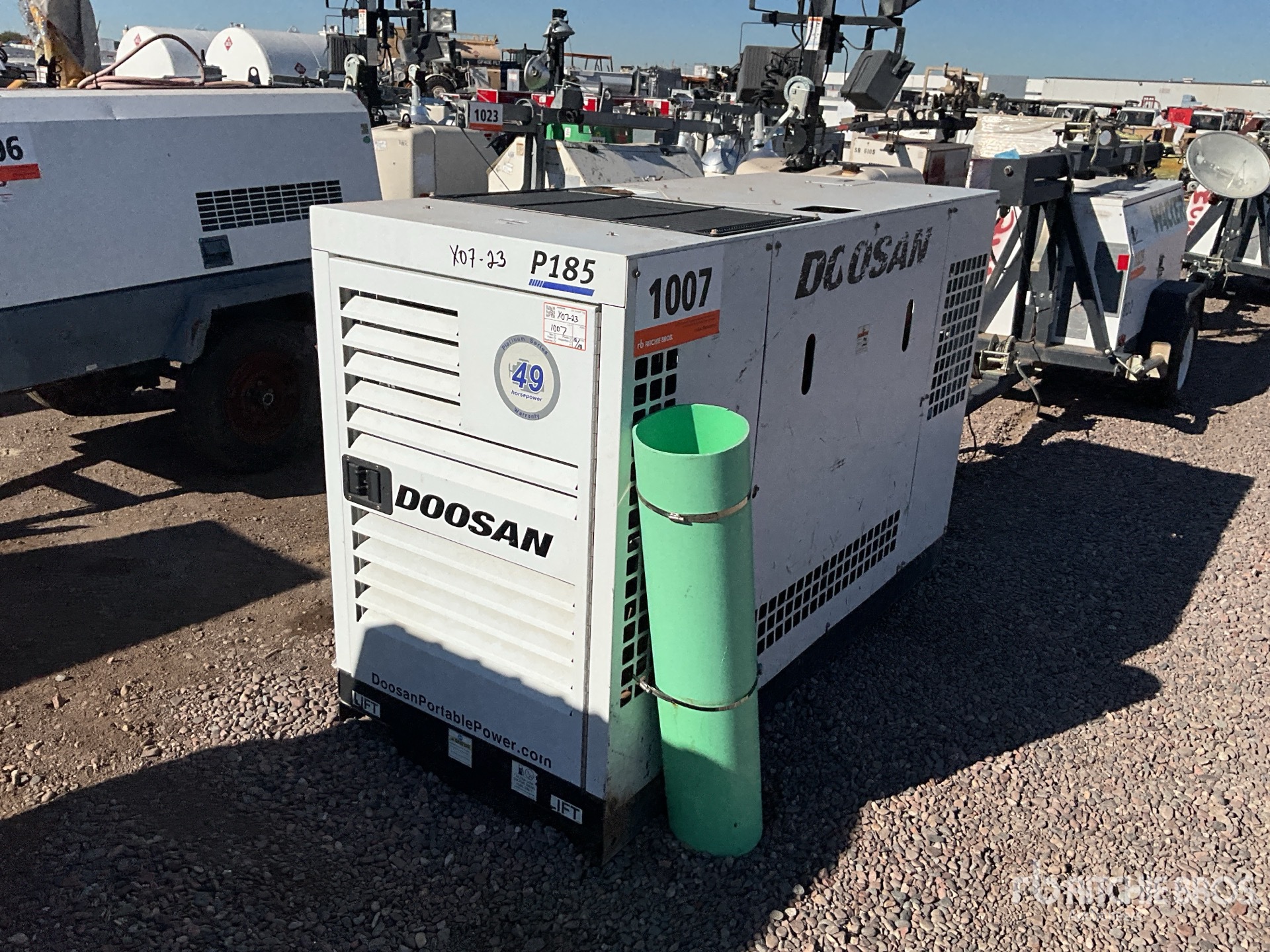 General Appearance with Imagen: esquina trasera izquierda