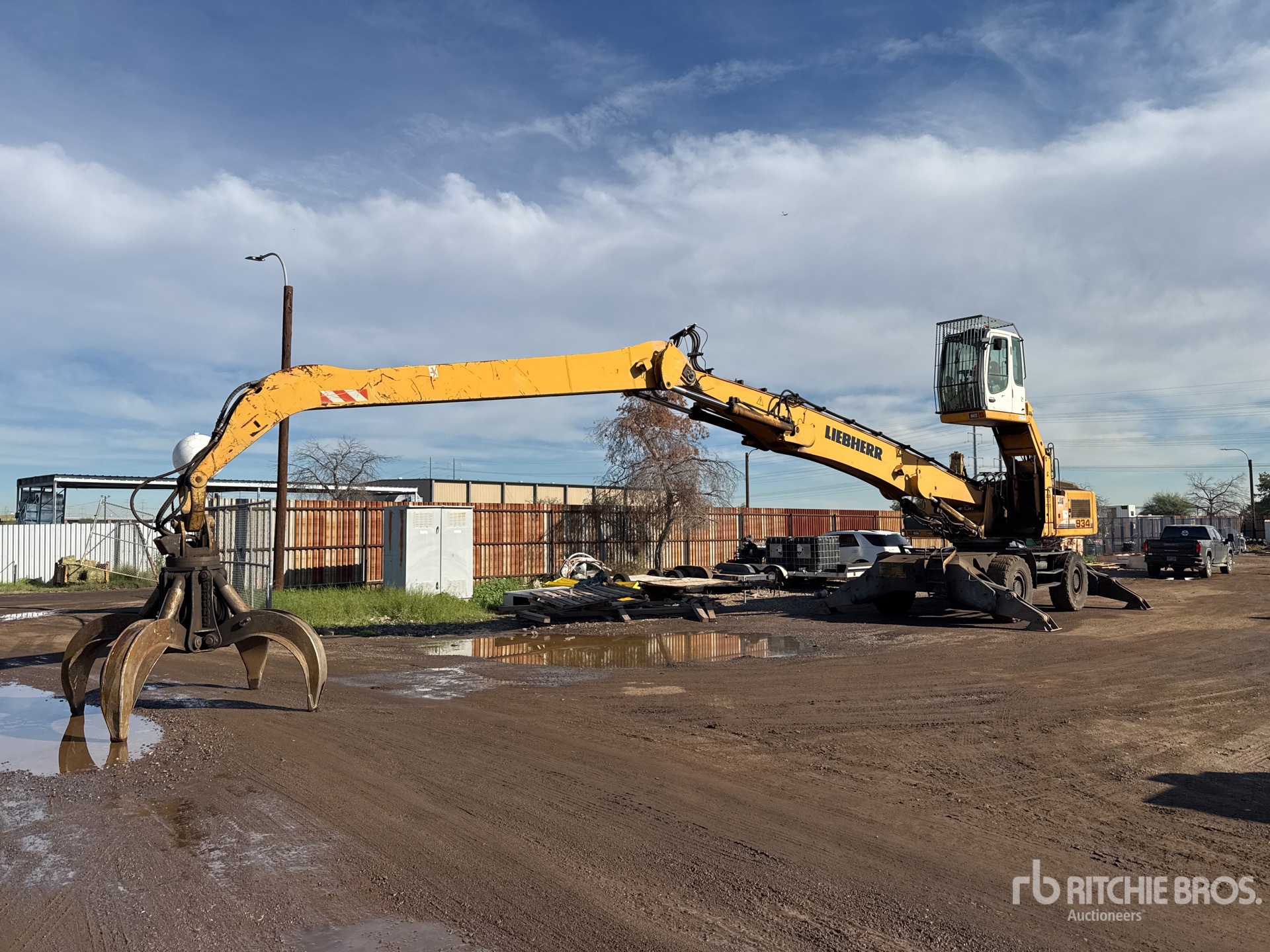 General Appearance with Featured Photo