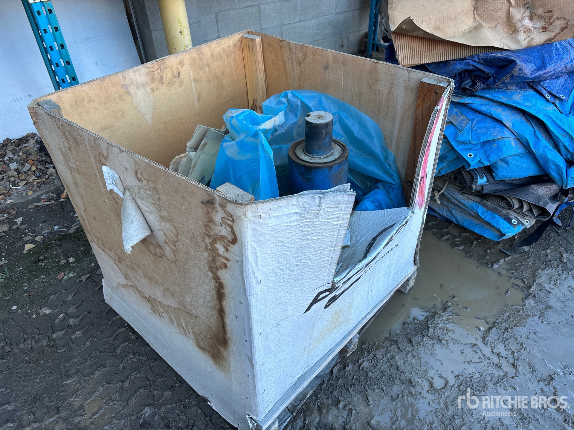 General Appearance with Foto, angolo anteriore destro