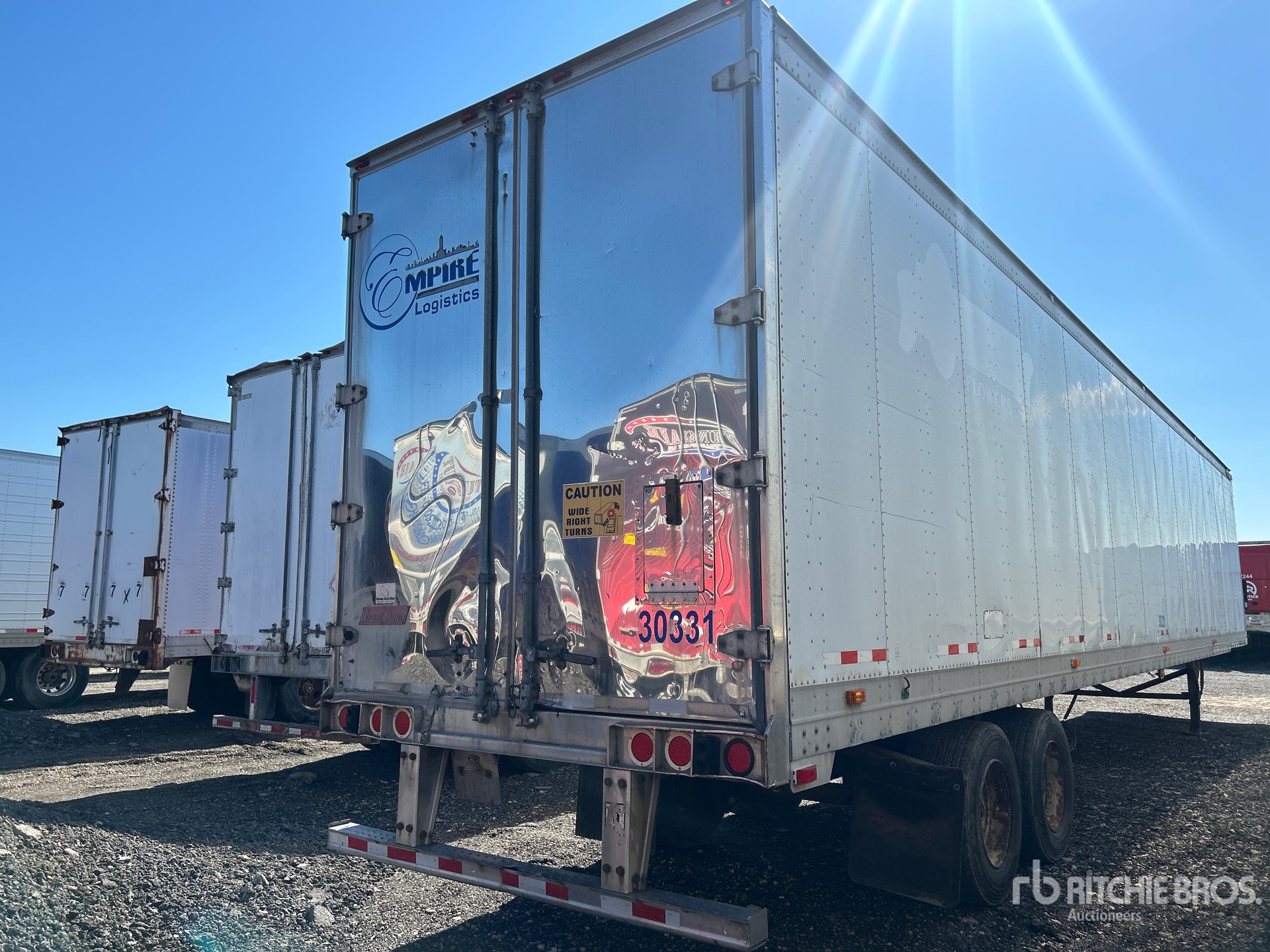 General Appearance with Bild, Ecke hinten rechts