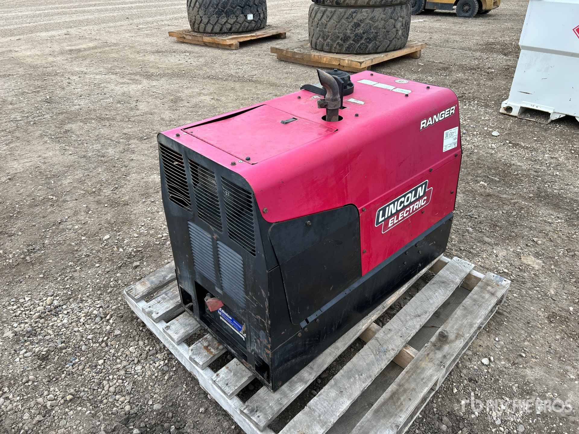 General Appearance with Imagen: esquina trasera derecha