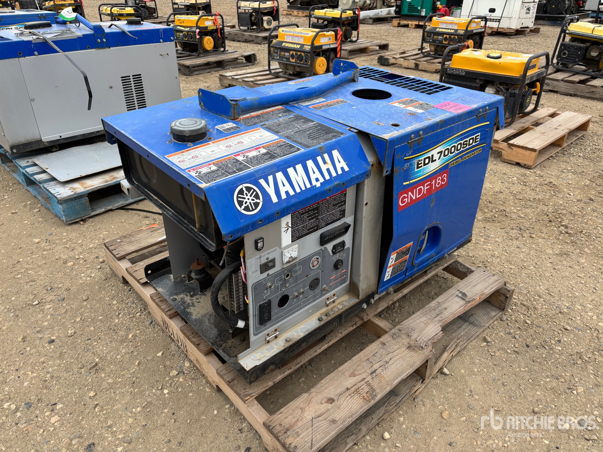 General Appearance with Bild, Ecke vorne rechts