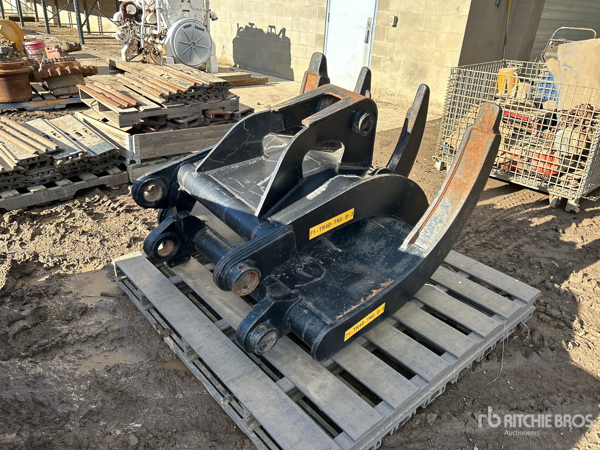 Aspect général with Image, coin avant gauche