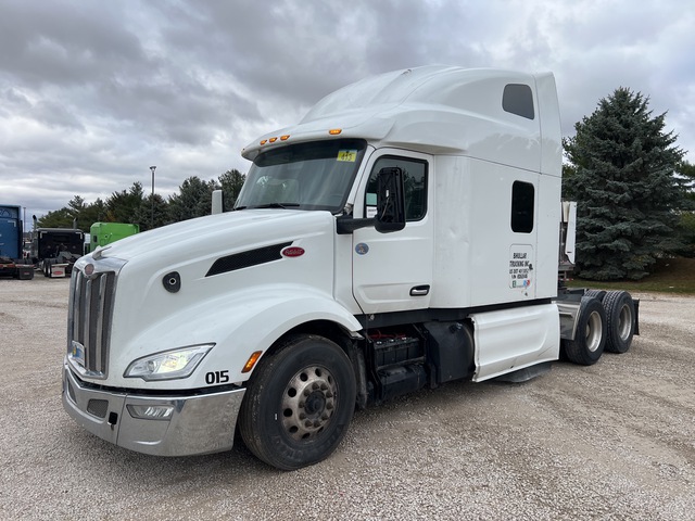 2024 Peterbilt 579 6x4 T/A Sleeper Truck Tractor