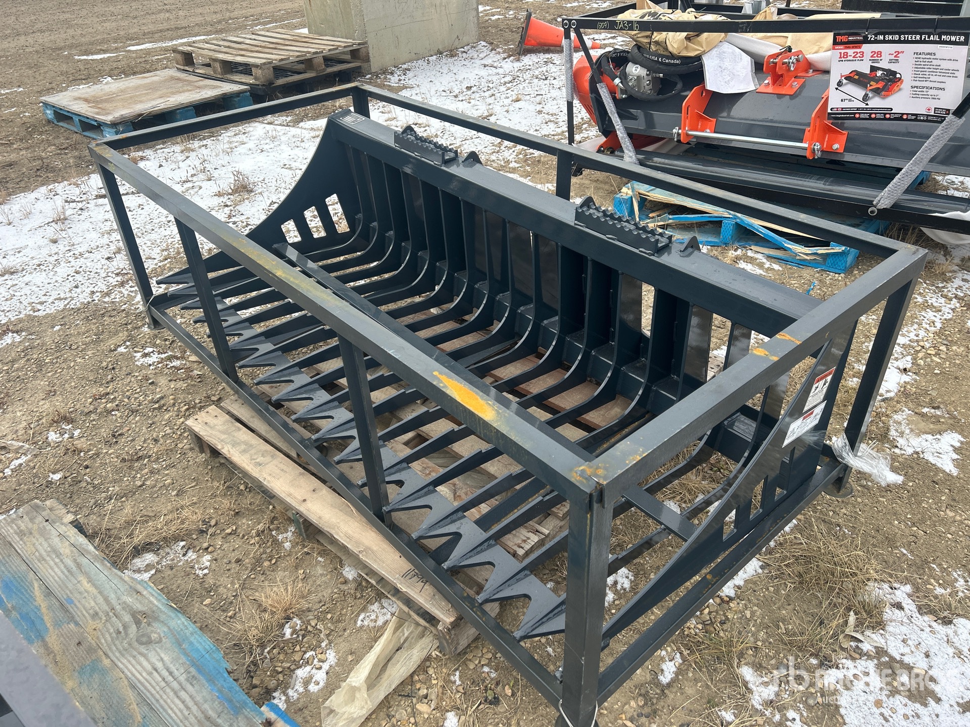 General Appearance with Picture, Left Front Corner