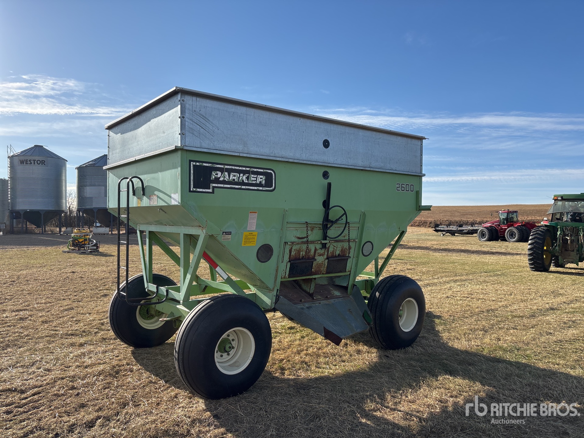 General Appearance with Imagen: esquina trasera derecha