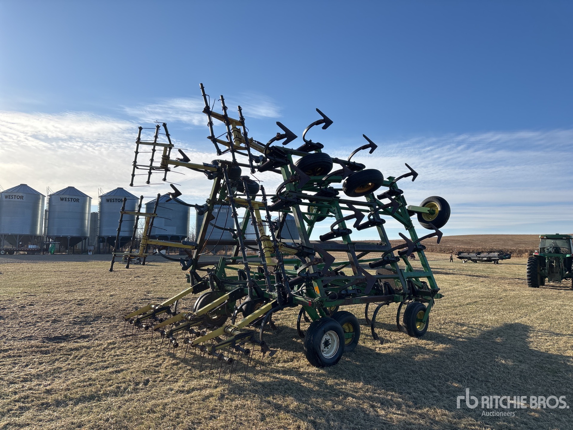 General Appearance with Imagen: esquina trasera derecha