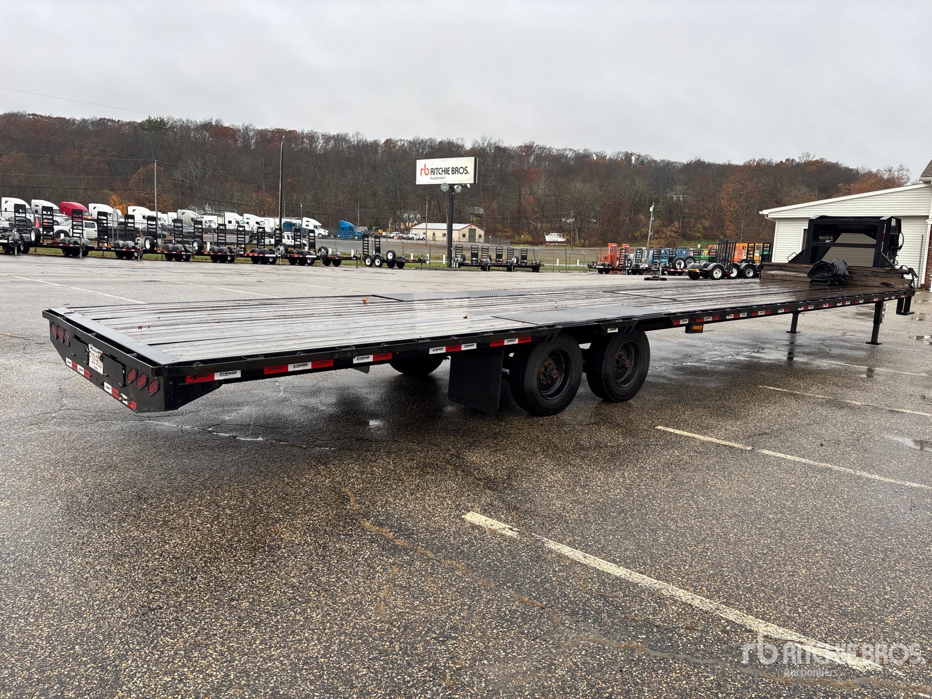 General Appearance with Bild, Ecke hinten rechts