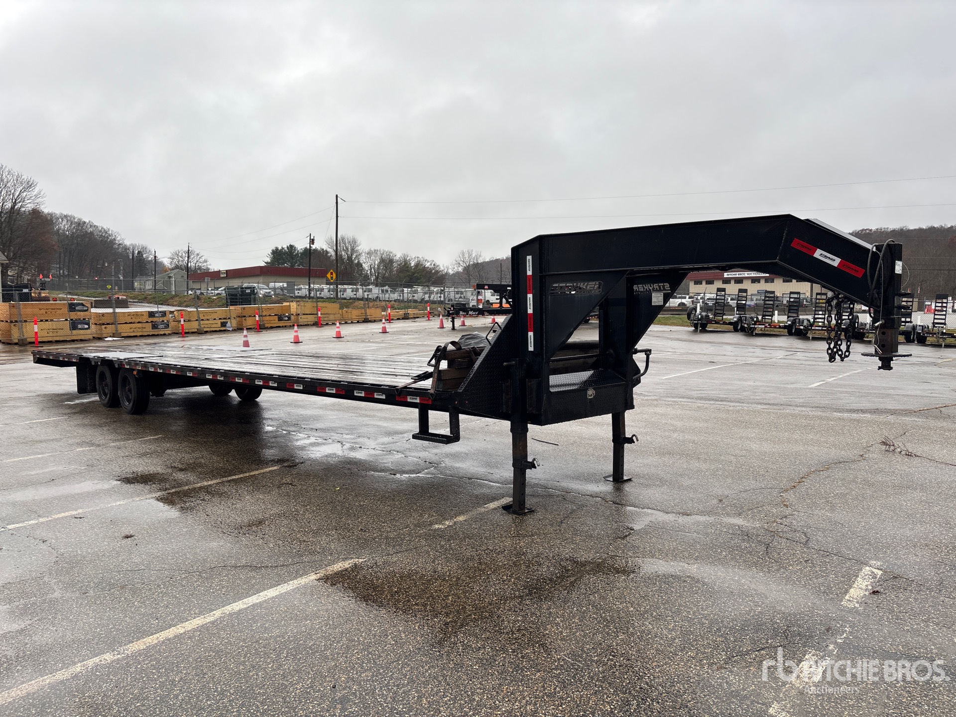 General Appearance with Bild, Ecke vorne rechts