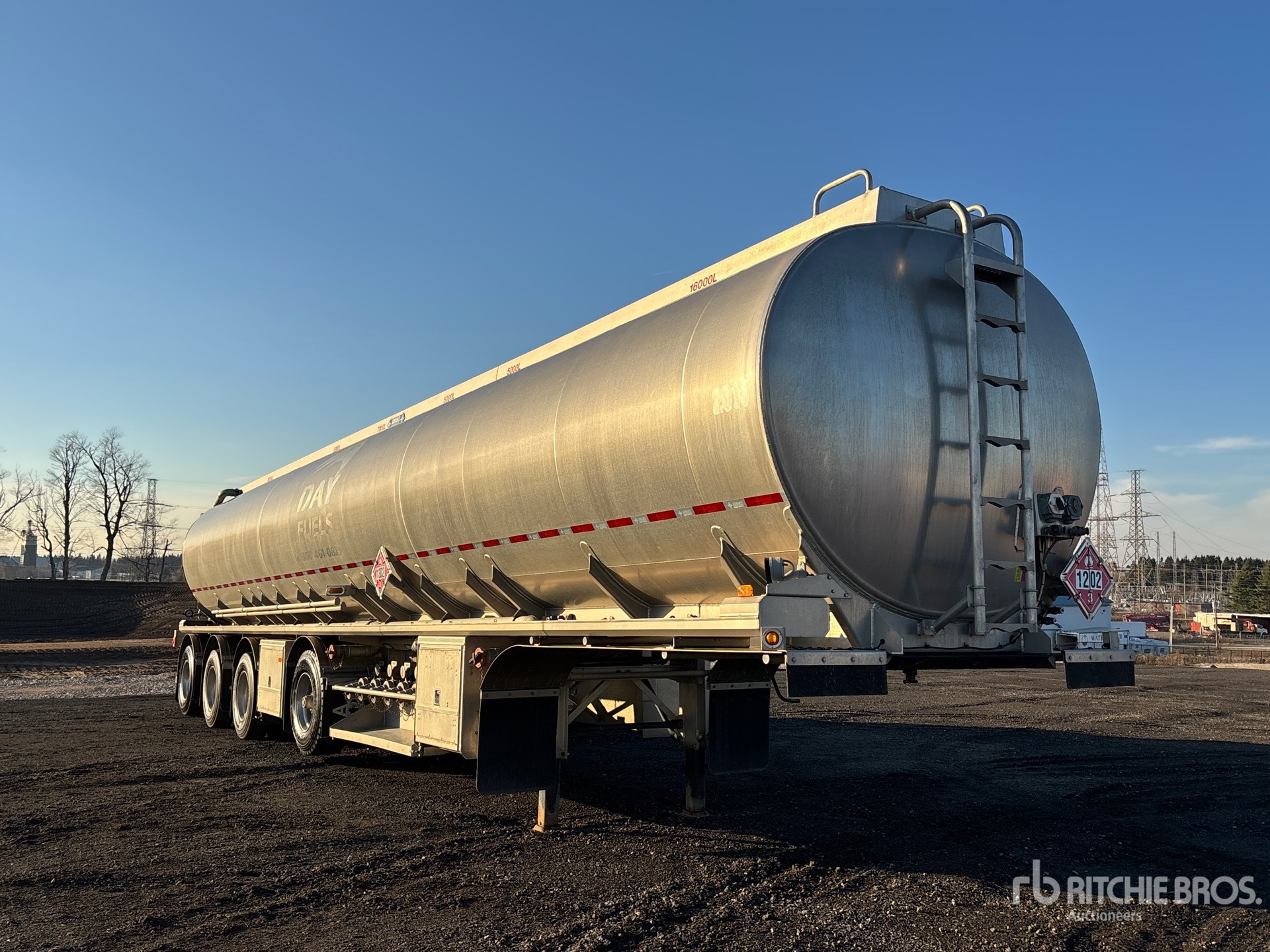 Aspect général with Image, coin avant droit