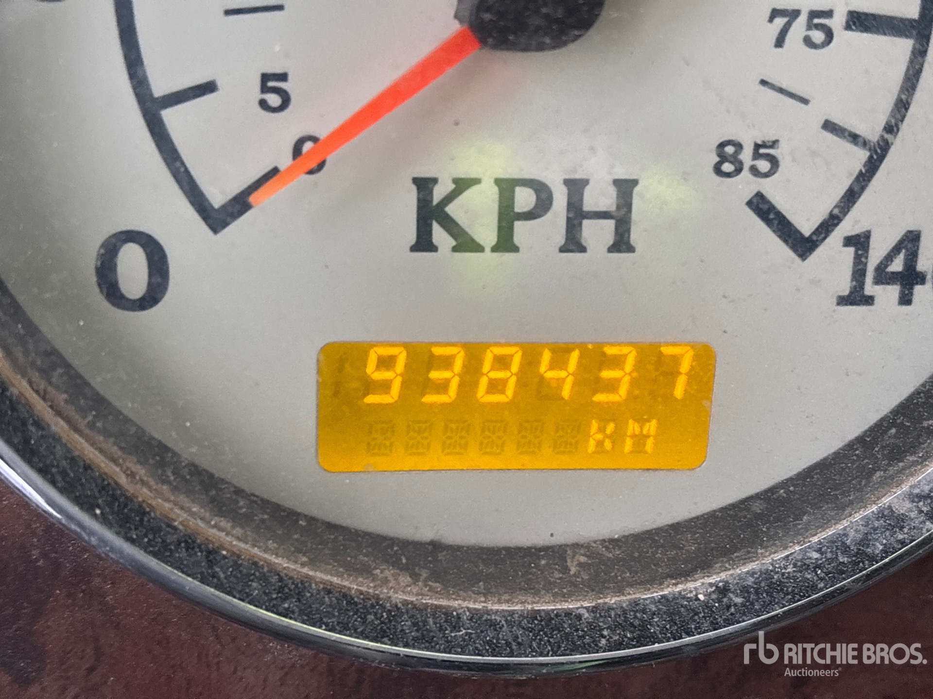 General Appearance with Hour Meter / Odometer