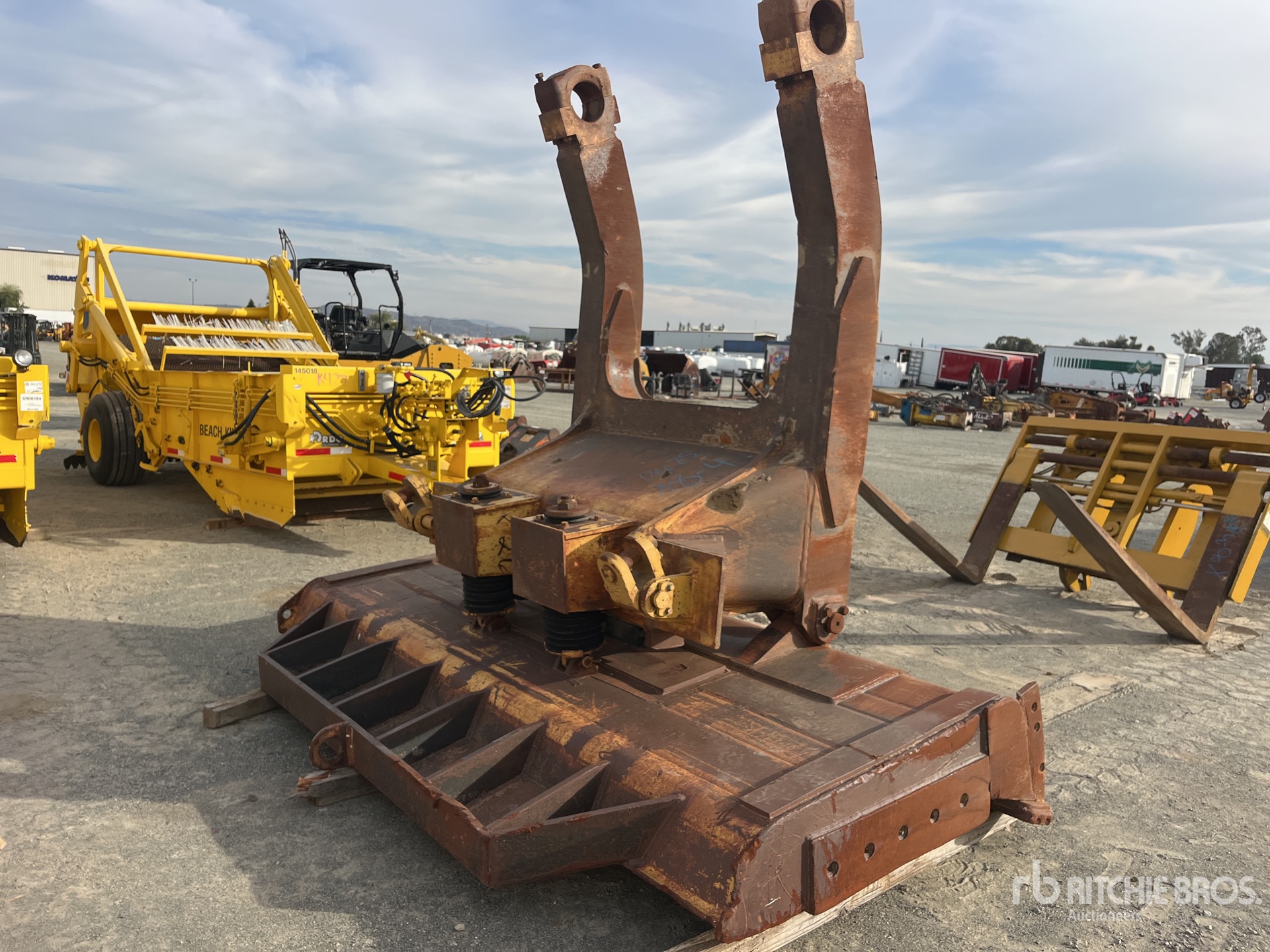 General Appearance with Foto, angolo anteriore sinistro