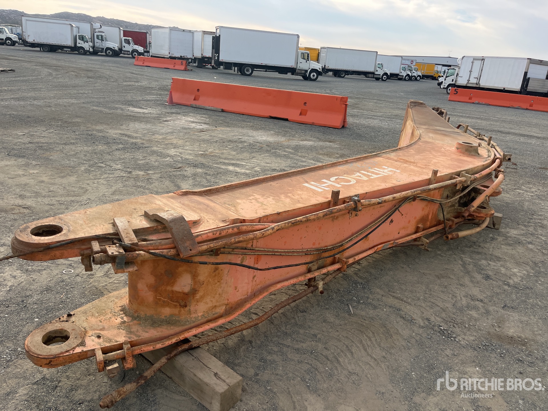 General Appearance with Foto, angolo posteriore sinistro