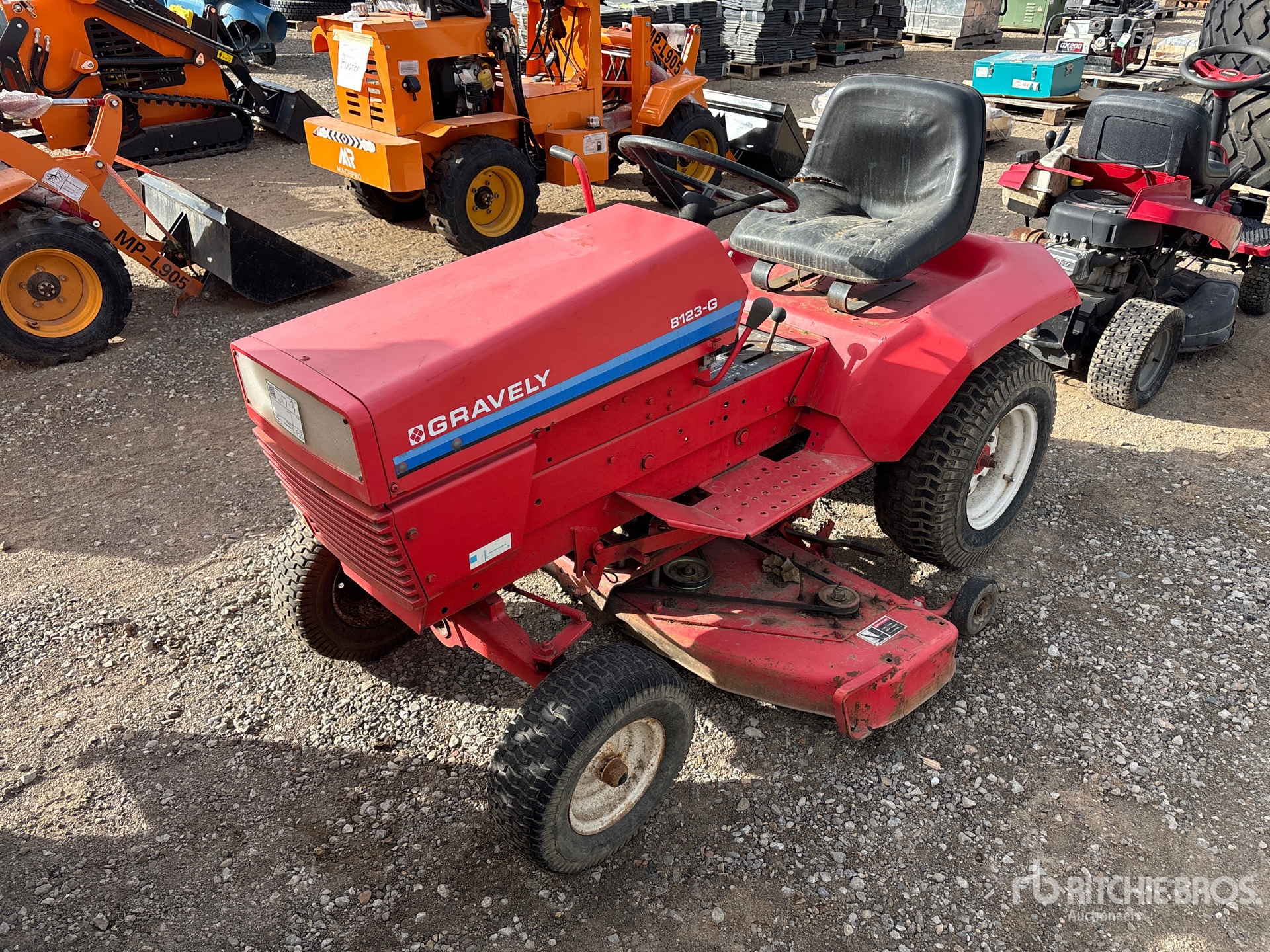 General Appearance with Picture, Right Front Corner