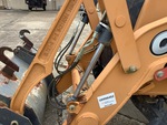 Hydraulics with Bucket Tilt Cylinders
