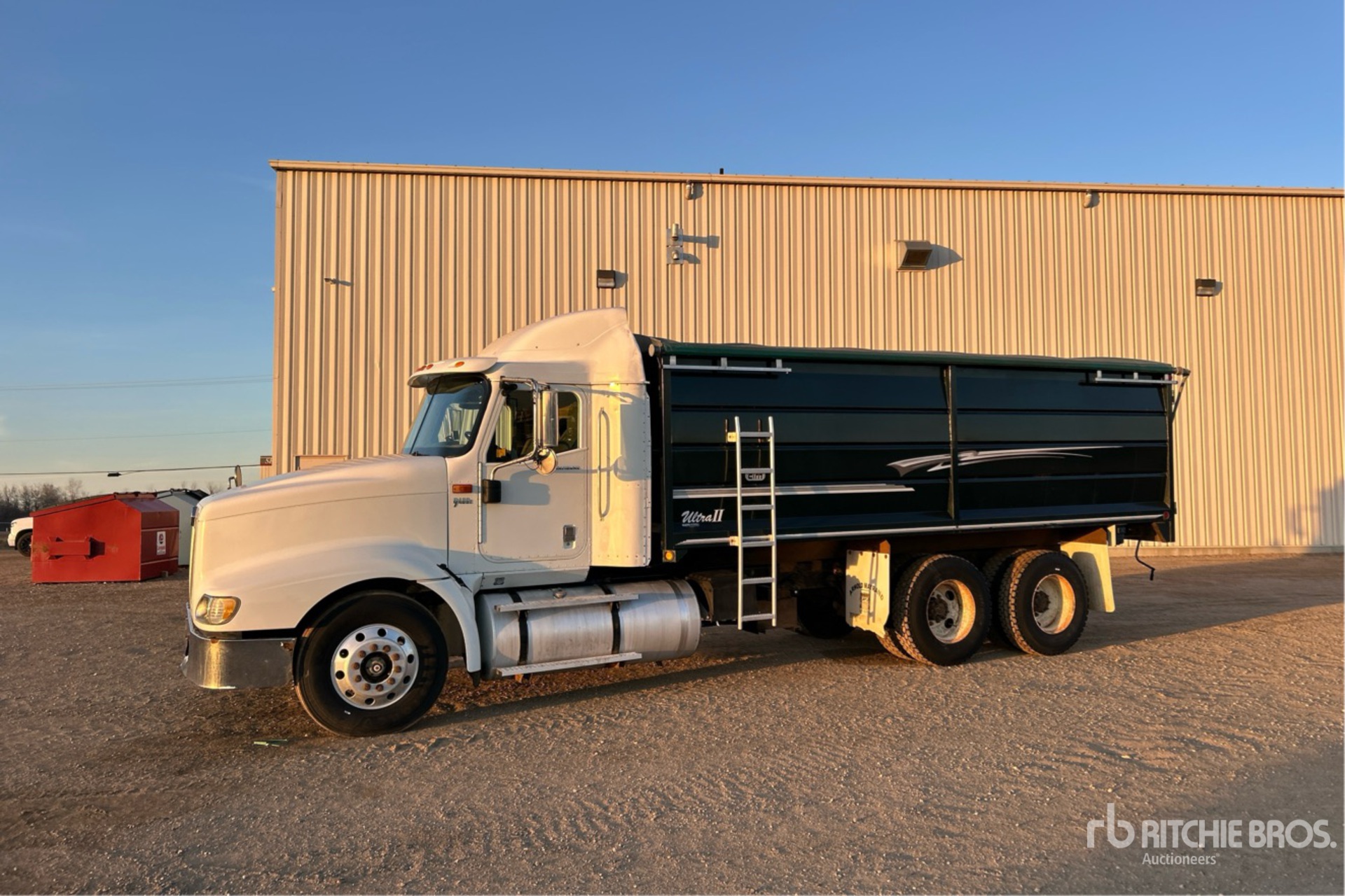 General Appearance with Image, coin avant gauche