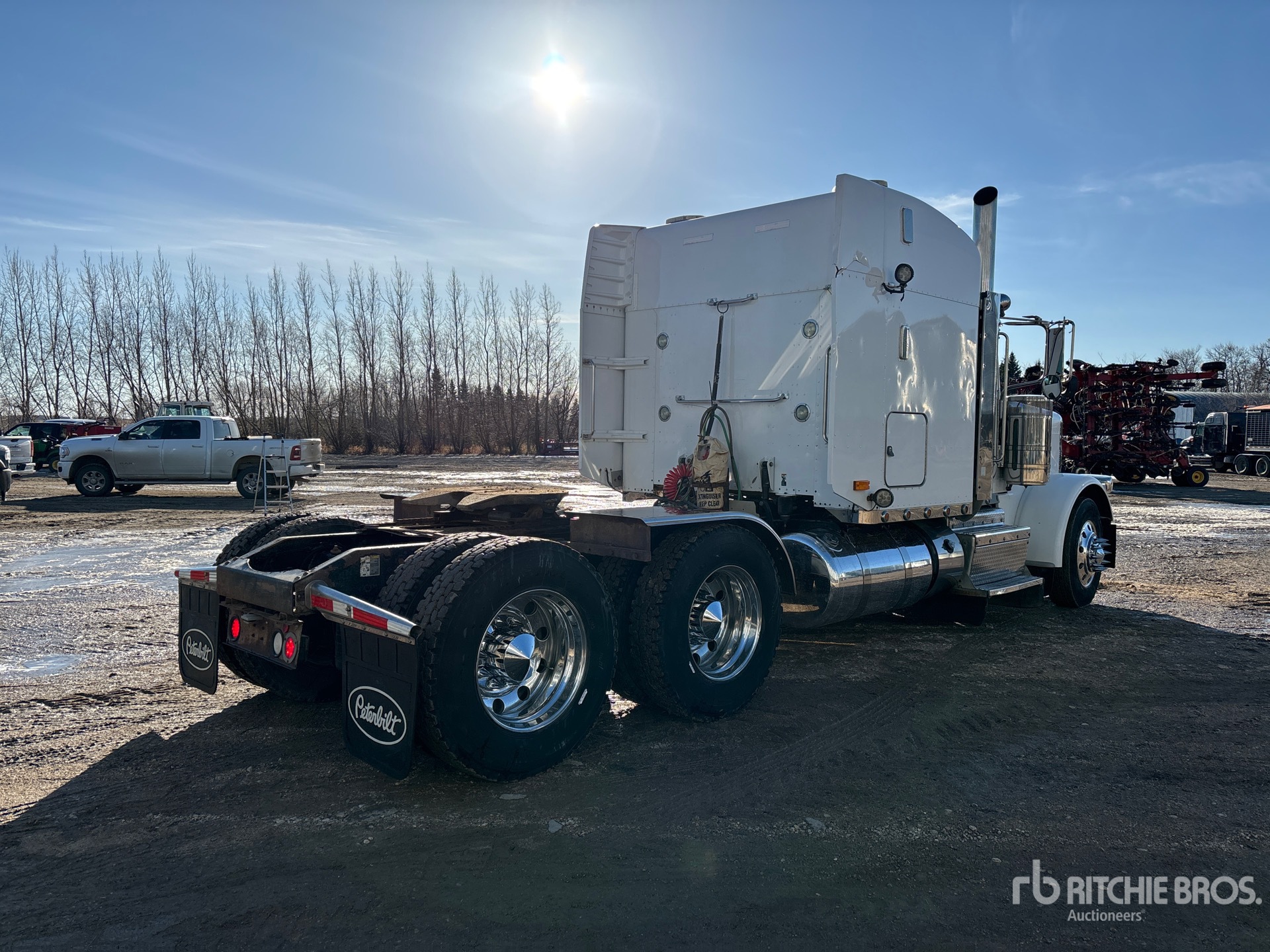 General Appearance with Imagen: esquina trasera derecha