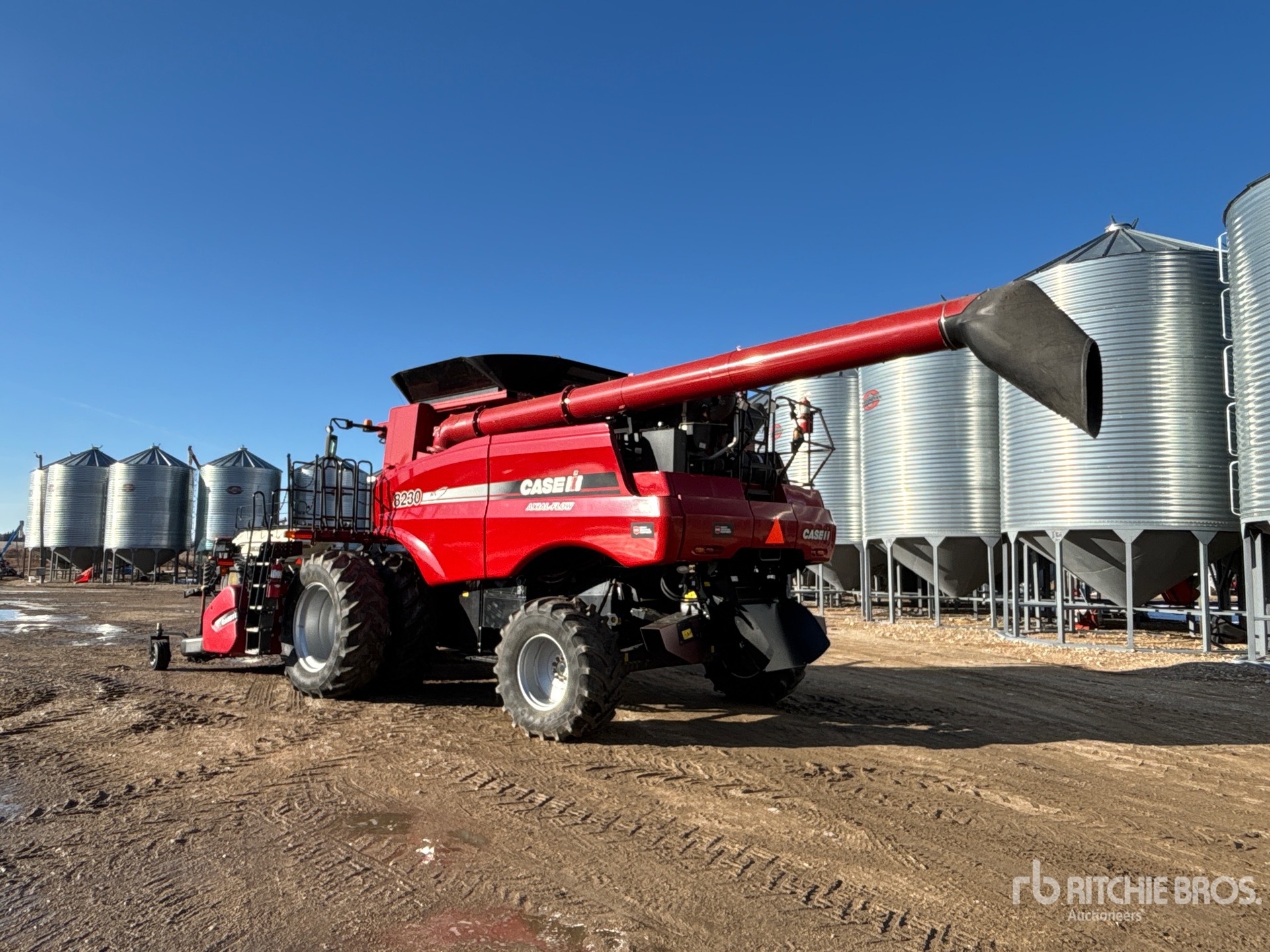 General Appearance with Bild, Ecke hinten links